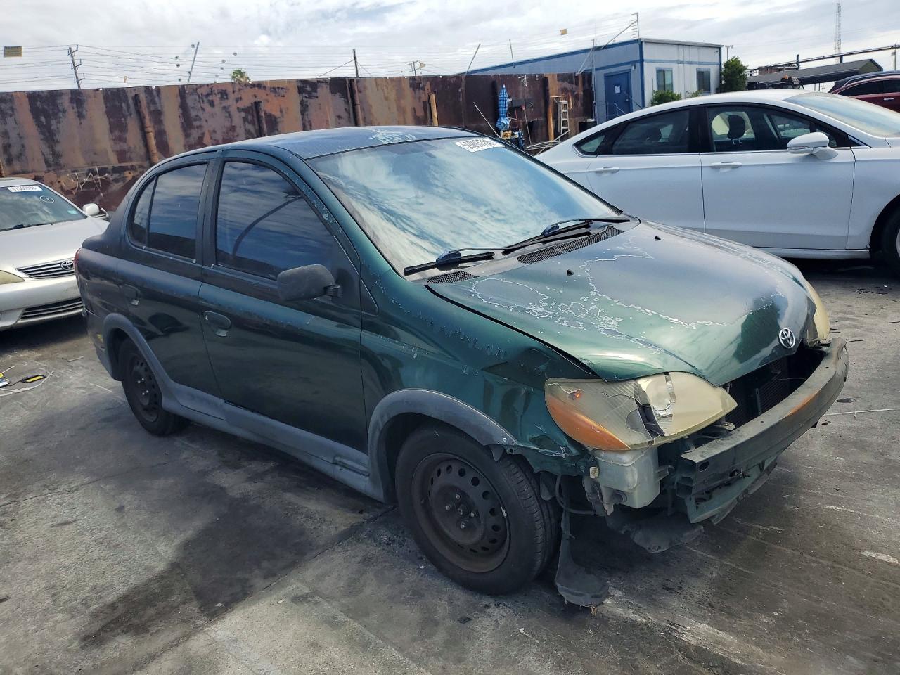 2001 Toyota Echo Base Green vin: JTDBT123810172341