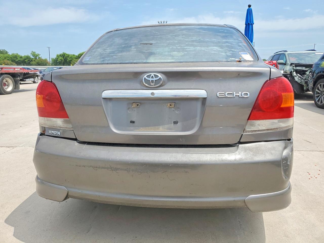 2003 Toyota Echo Base Silver vin: JTDBT123830309572