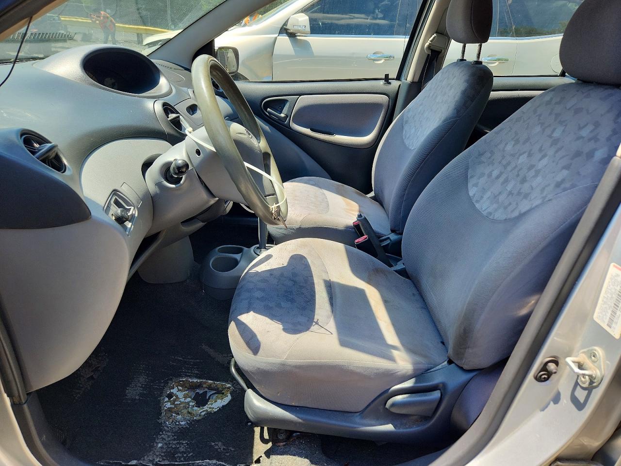 2001 Toyota Echo Base Silver vin: JTDBT123910154012