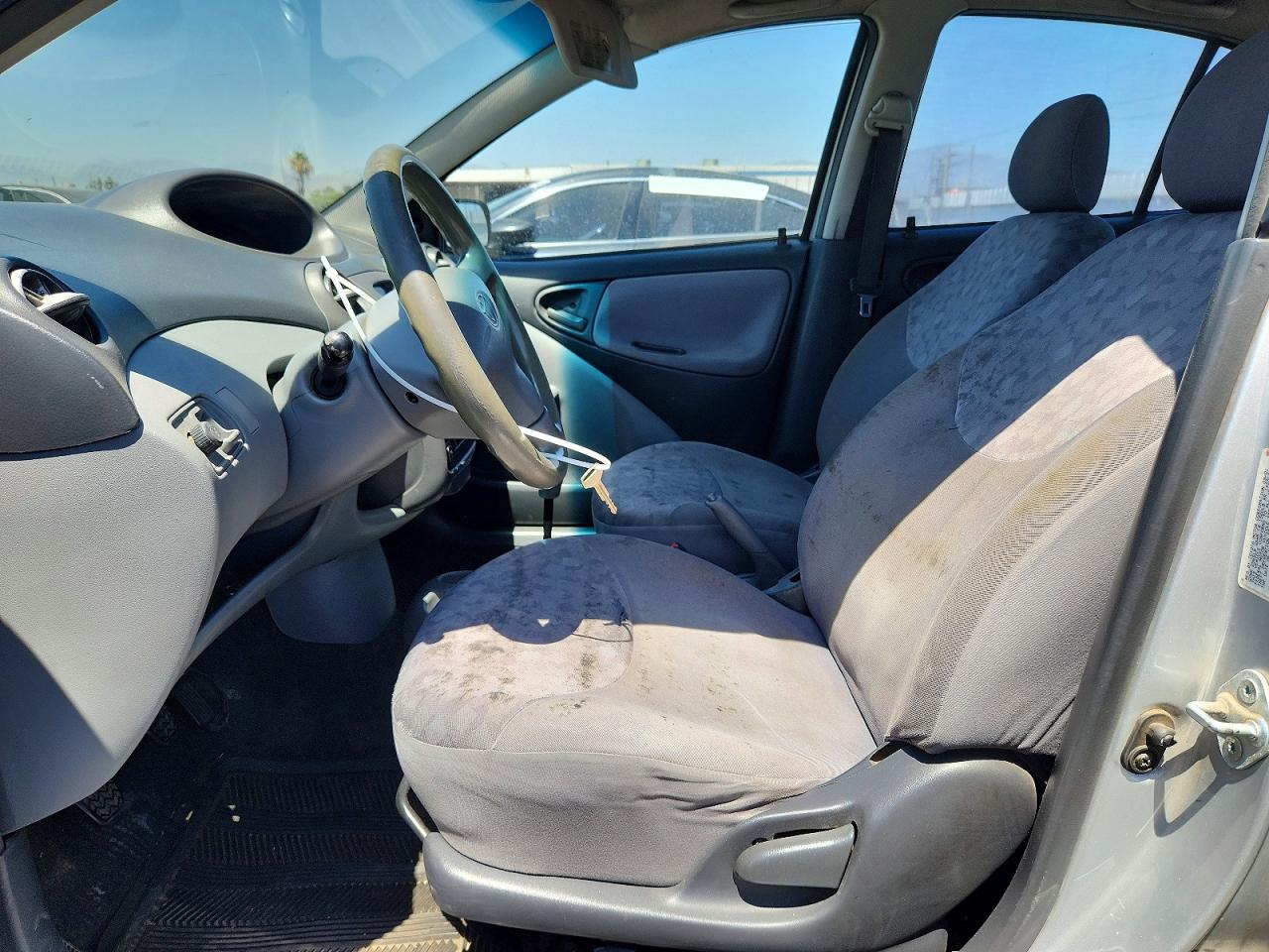 2002 Toyota Echo Silver vin: JTDBT123920202464