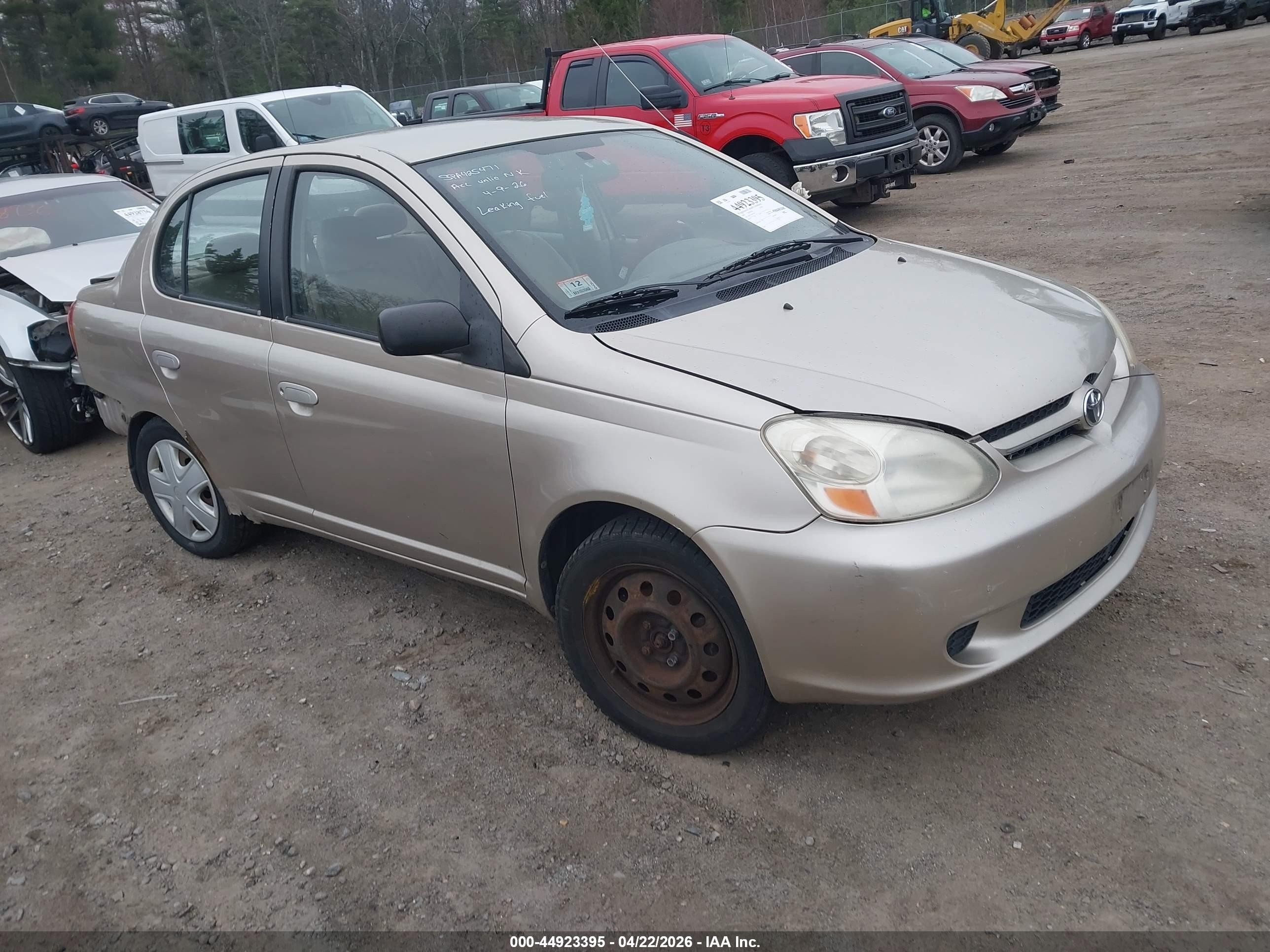 2005 Toyota Echo   Gold vin: JTDBT123950352627