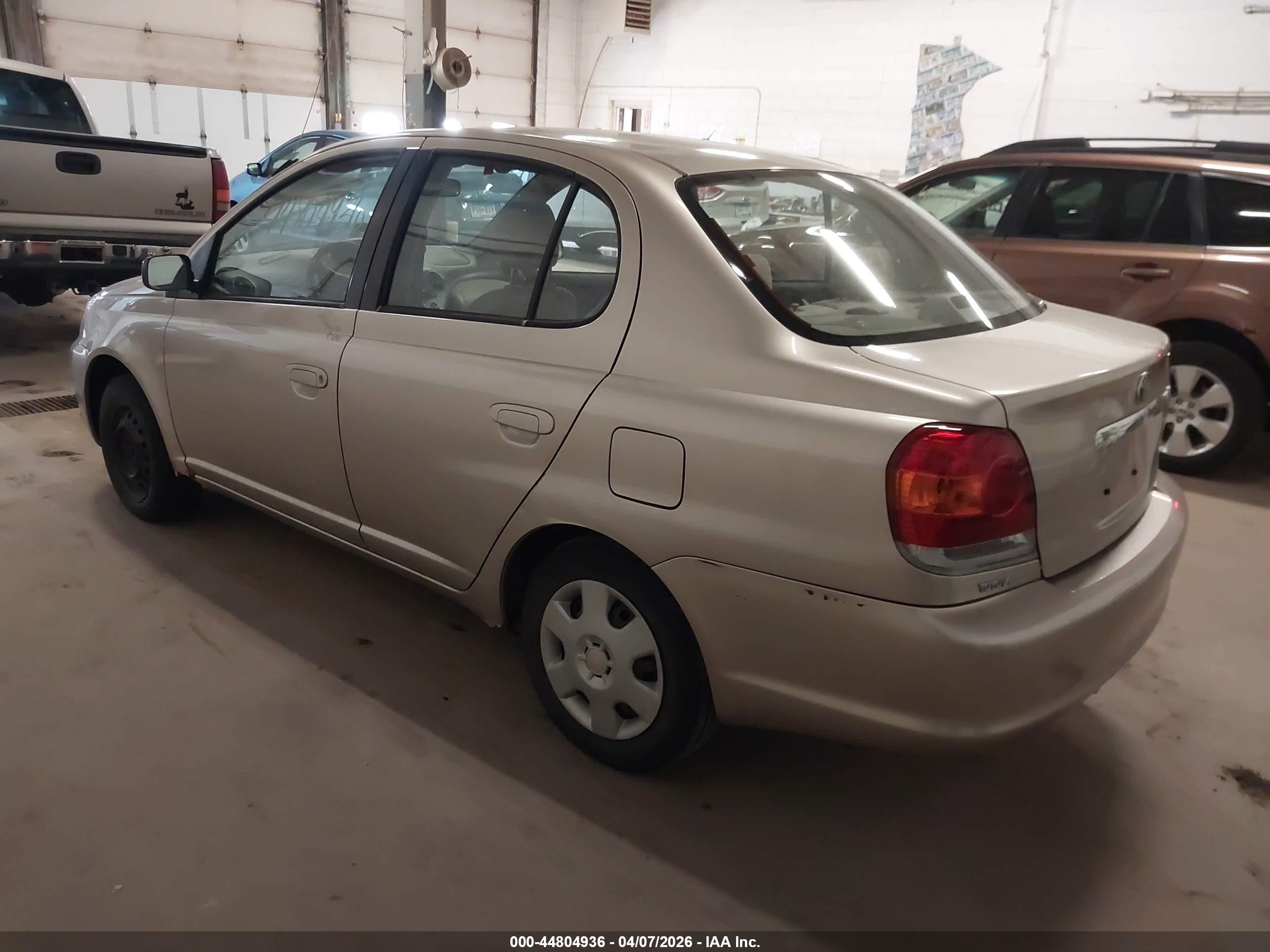 2004 Toyota Echo Champagne vin: JTDBT123X40321370