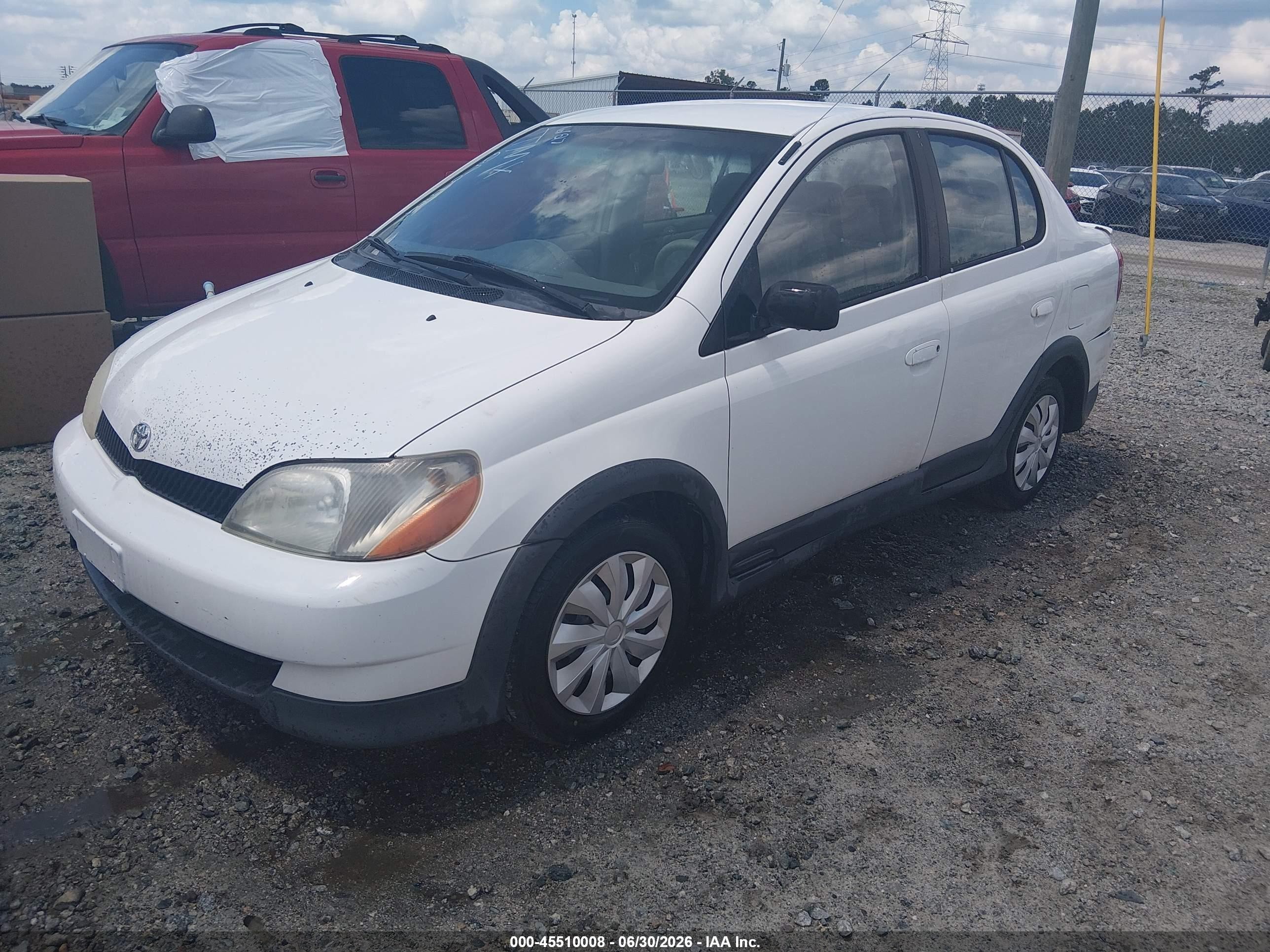 2000 Toyota Echo   White vin: JTDBT123XY0079587