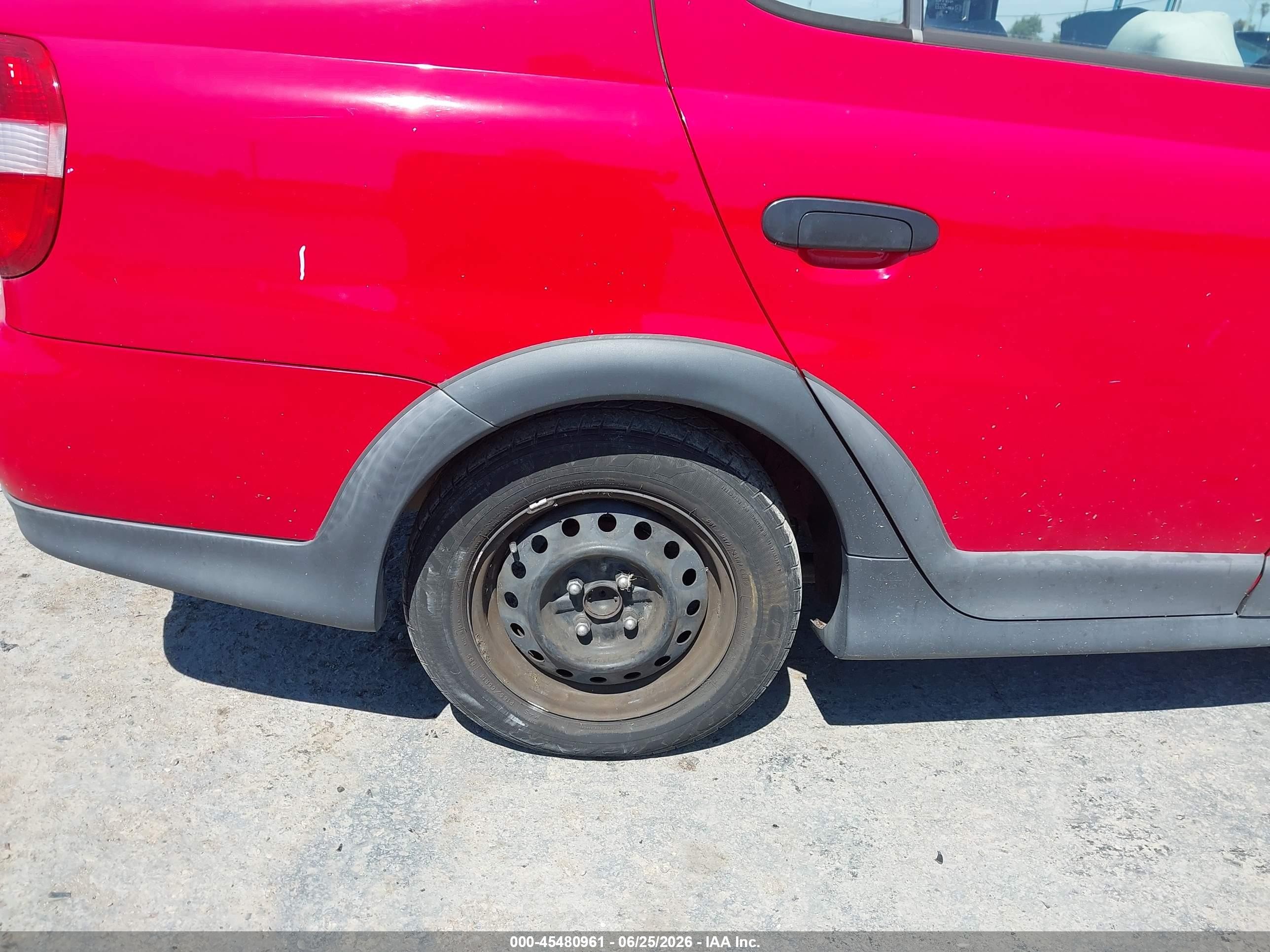 2001 Toyota Echo   Red vin: JTDBT183910163249