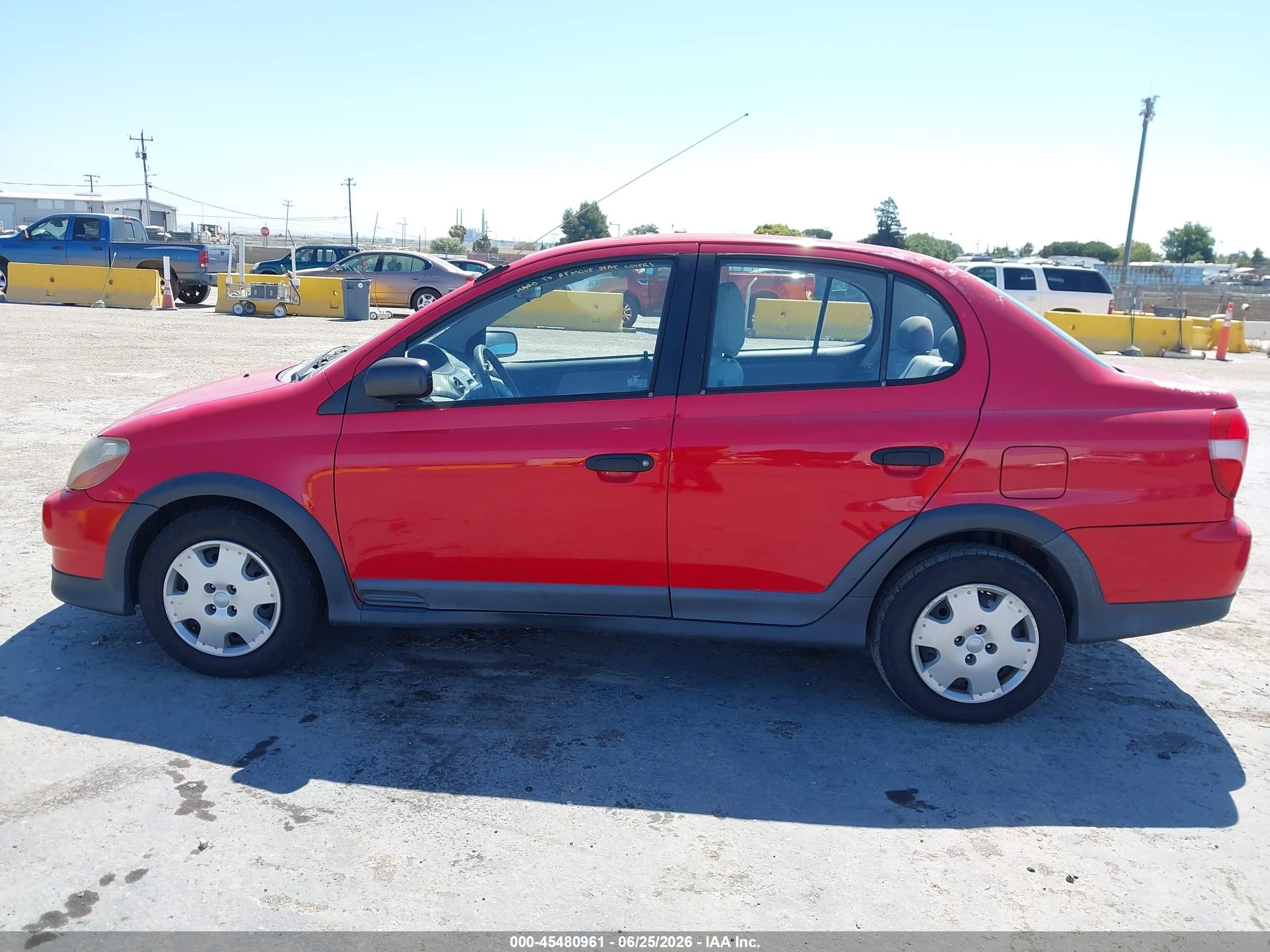 2001 Toyota Echo   Red vin: JTDBT183910163249