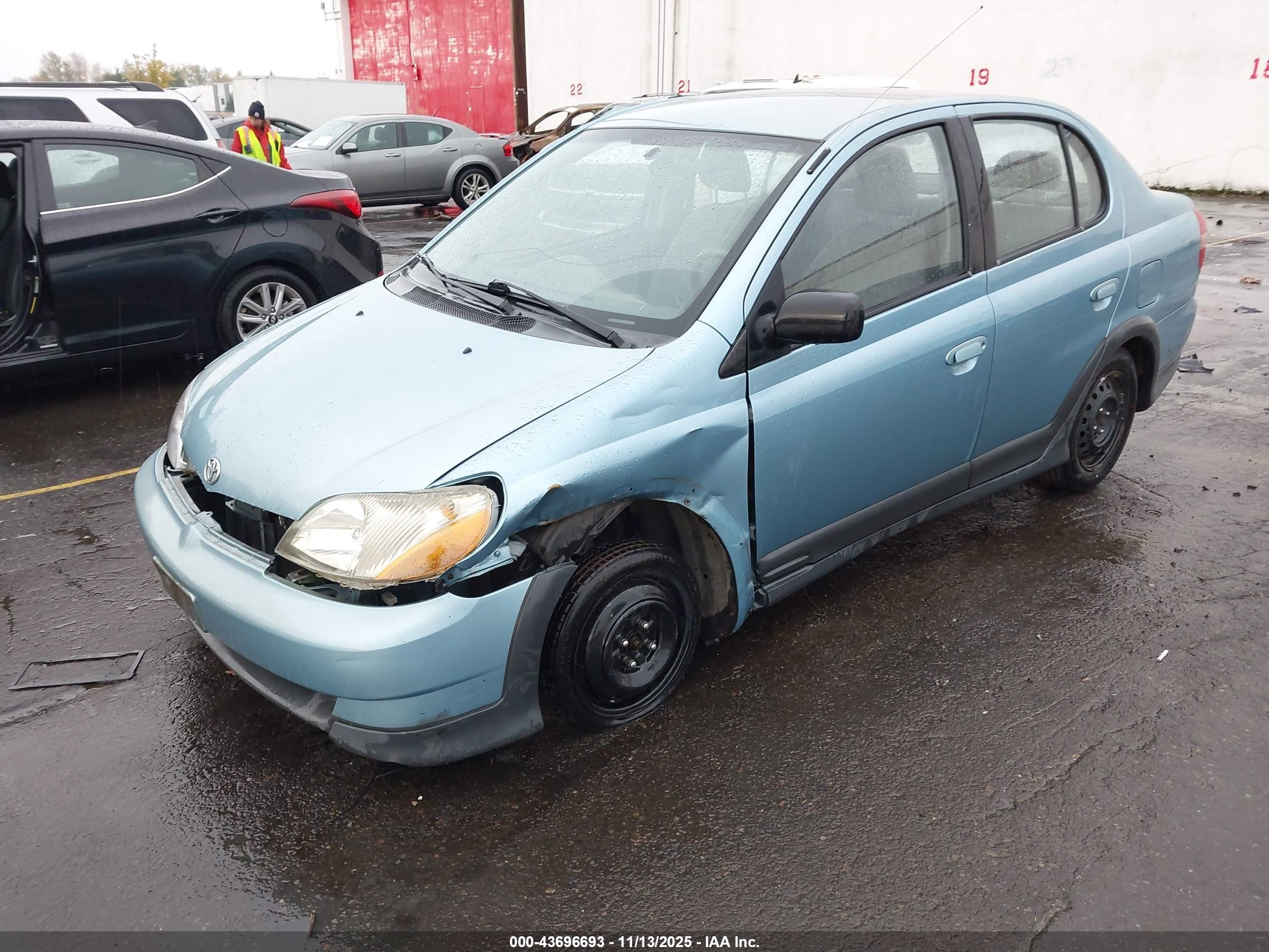 2002 Toyota Echo   Turquoise vin: JTDBT183920218428