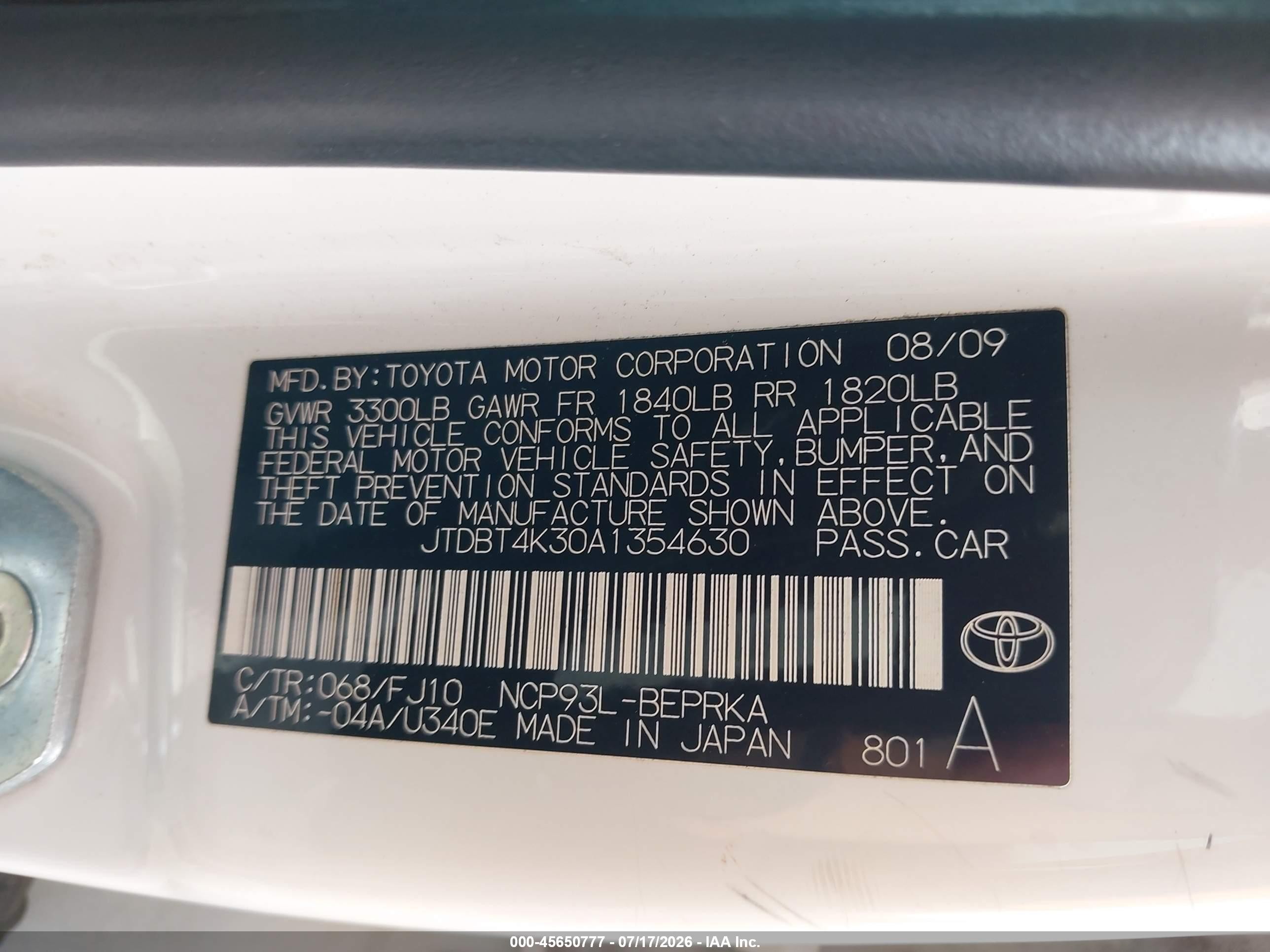 2010 Toyota Yaris   White vin: JTDBT4K30A1354630