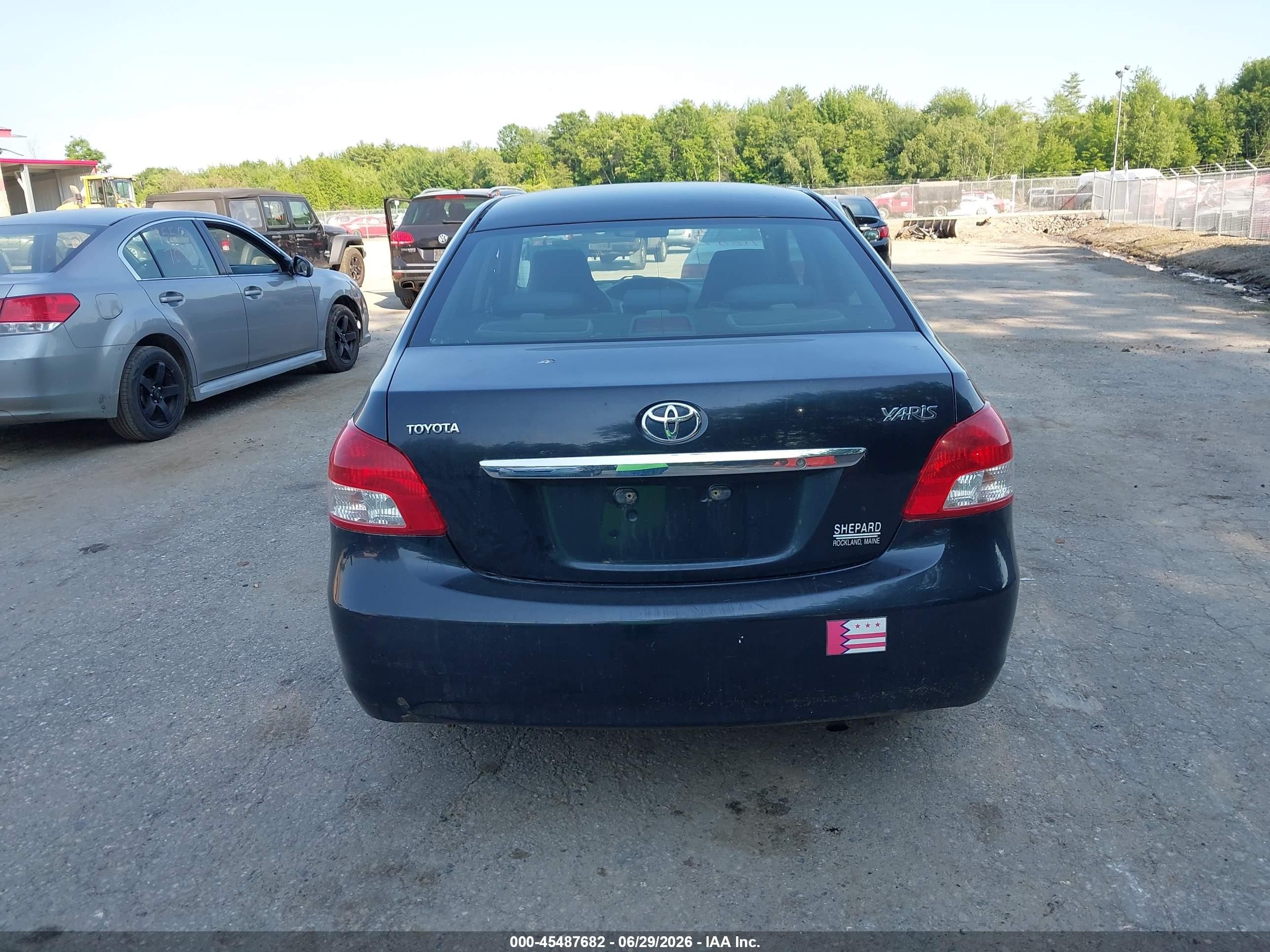 2010 Toyota Yaris   Black vin: JTDBT4K30A1360699