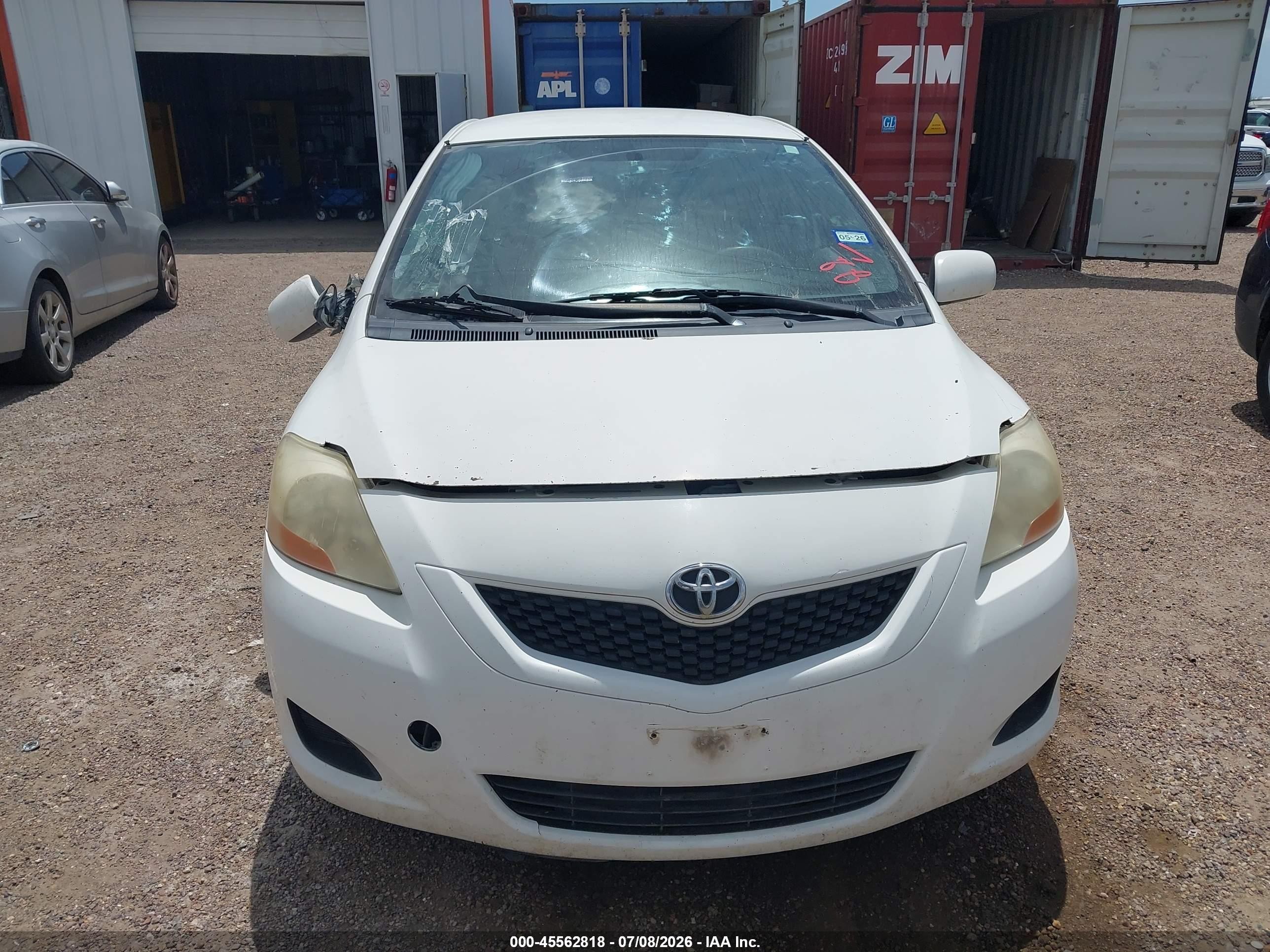 2010 Toyota Yaris   White vin: JTDBT4K30A4066928