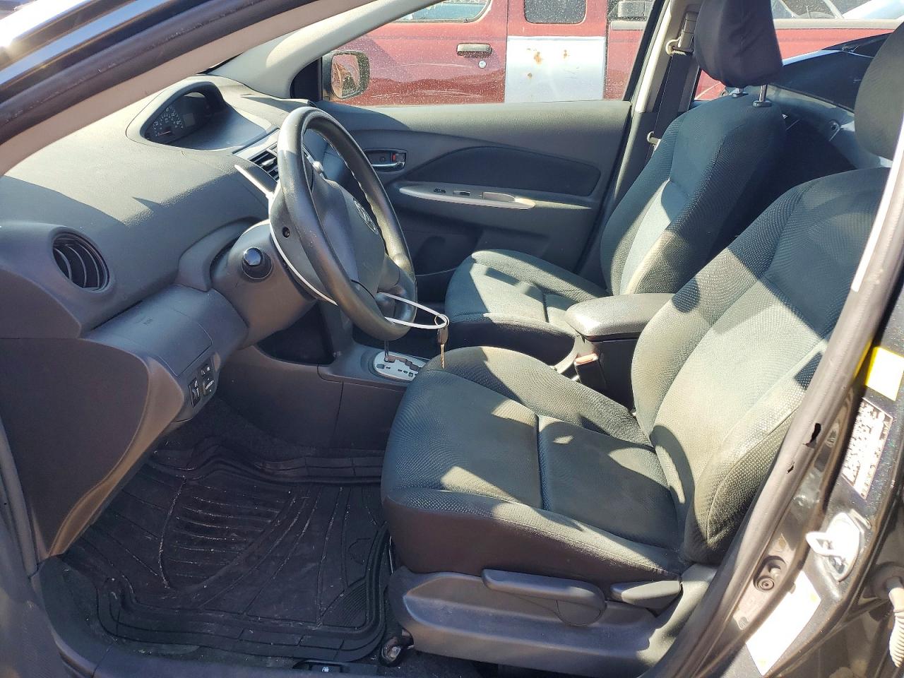 2011 Toyota Yaris Base Gray vin: JTDBT4K30B1406243