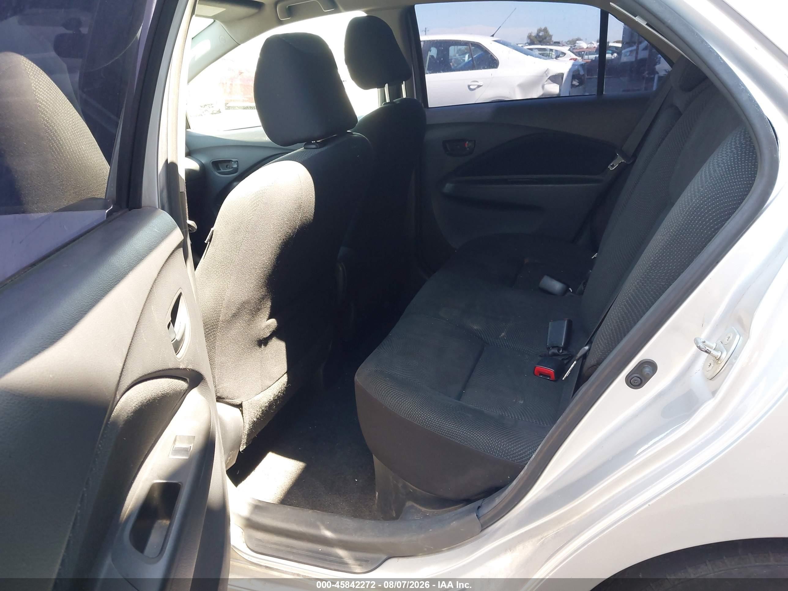 2012 Toyota Yaris   Silver vin: JTDBT4K30CL010187