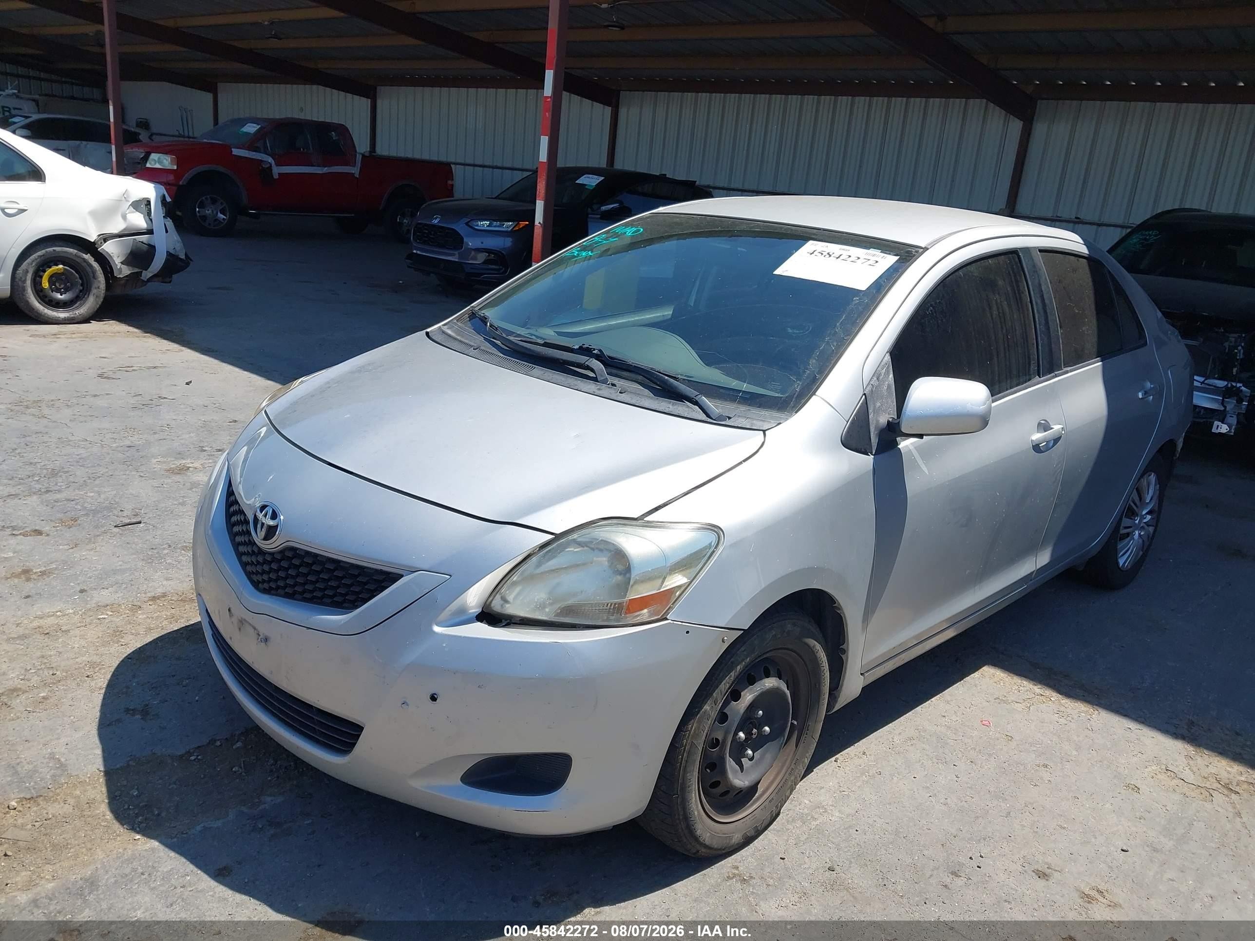 2012 Toyota Yaris   Silver vin: JTDBT4K30CL010187