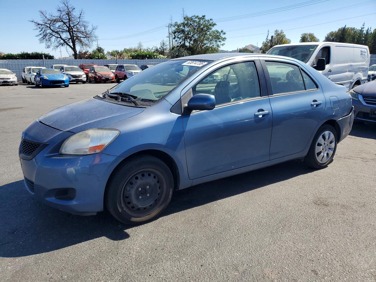 2012 Toyota Yaris Fleet Синий vin: JTDBT4K30CL023747