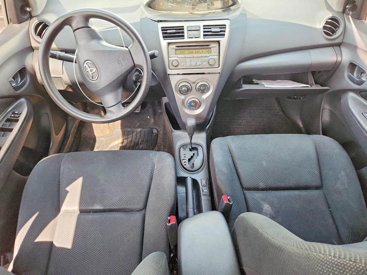 2012 Toyota Yaris Fleet White vin: JTDBT4K30CL024607