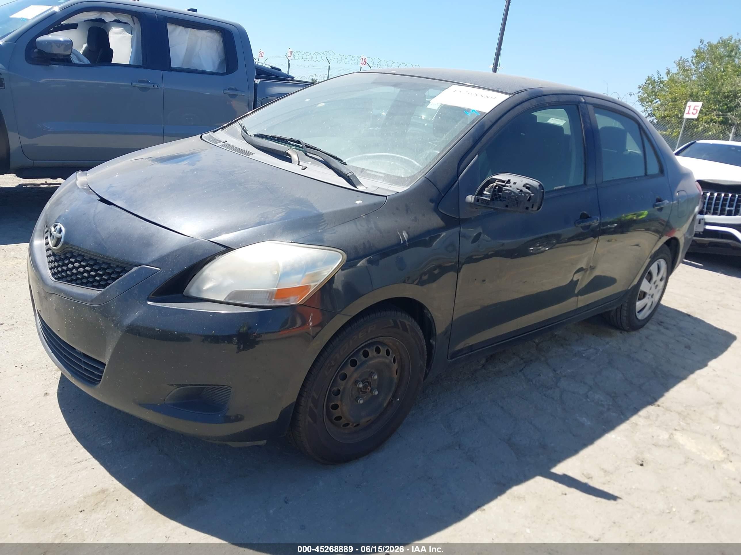 2012 Toyota Yaris   Черный vin: JTDBT4K30CL025143