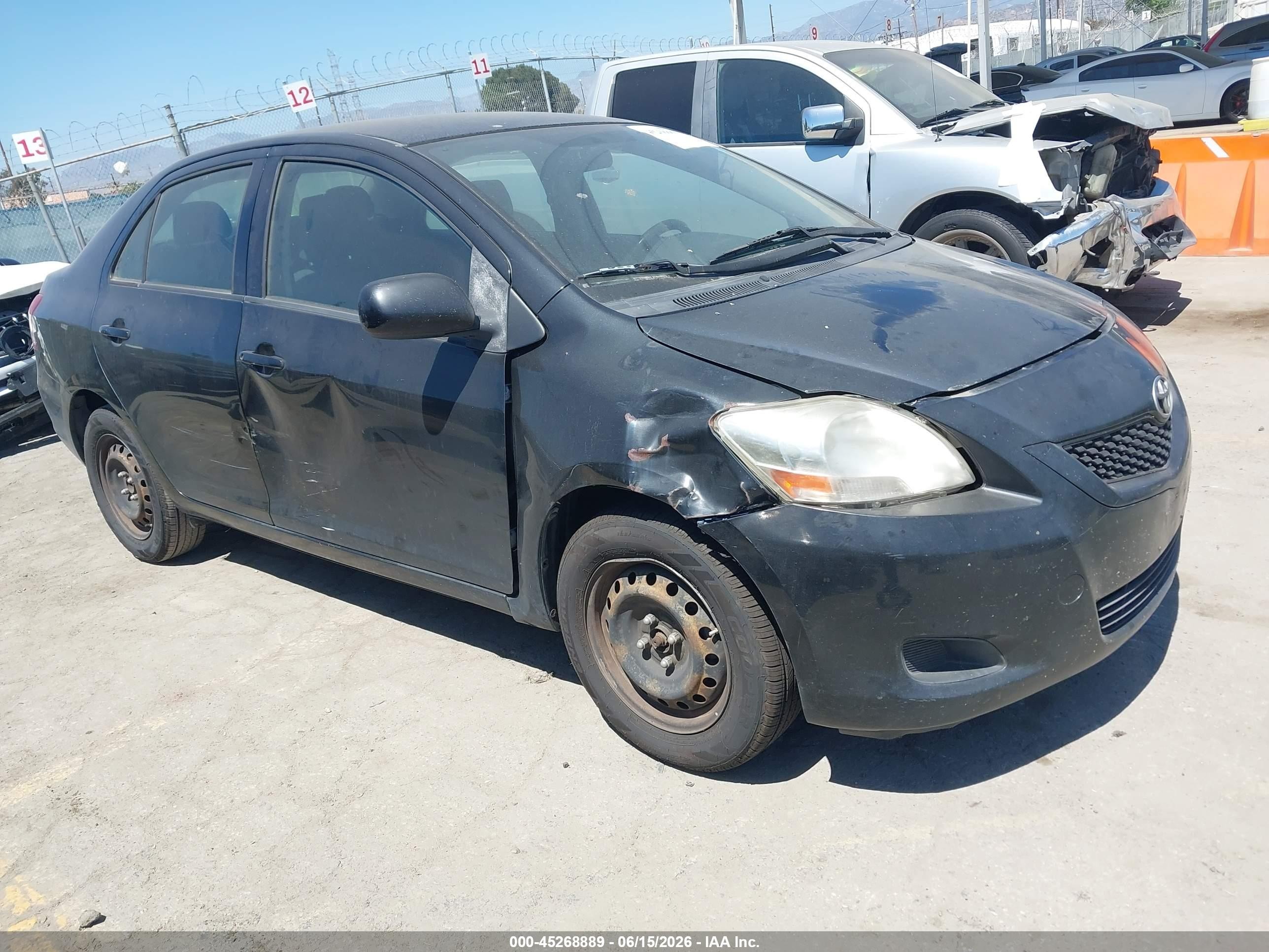 2012 Toyota Yaris   Черный vin: JTDBT4K30CL025143