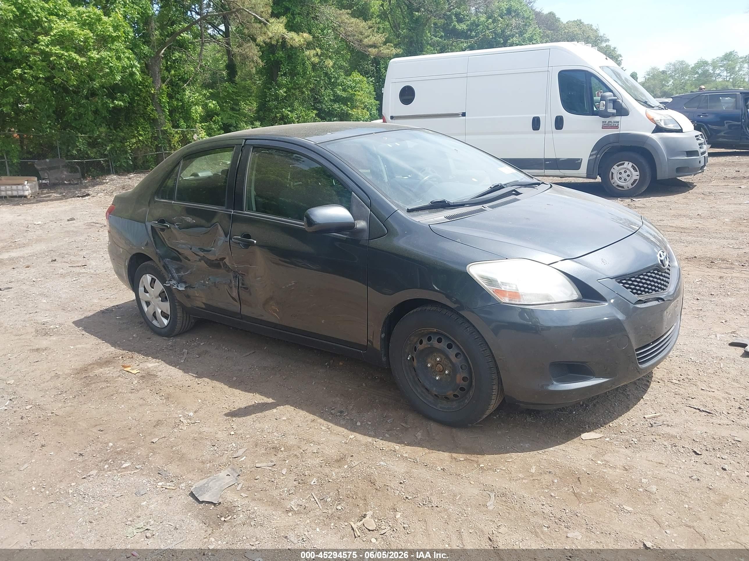 2012 Toyota Yaris   Gray vin: JTDBT4K30CL036563