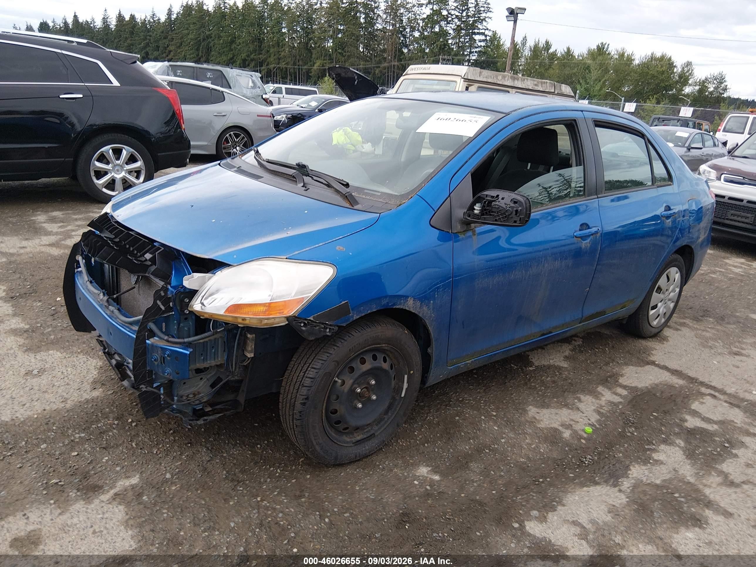 2010 Toyota Yaris   Blue vin: JTDBT4K31A1359495