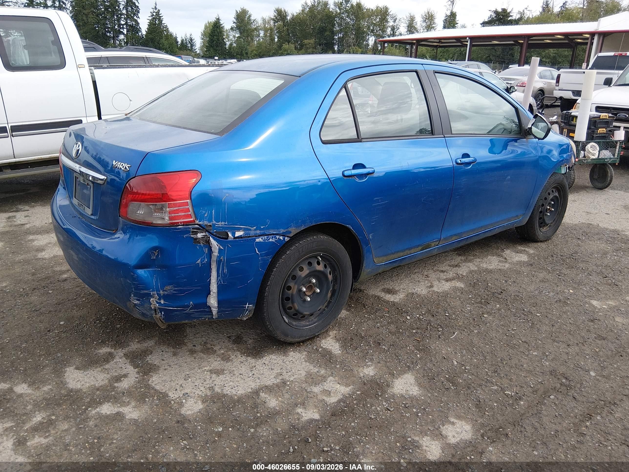2010 Toyota Yaris   Blue vin: JTDBT4K31A1359495