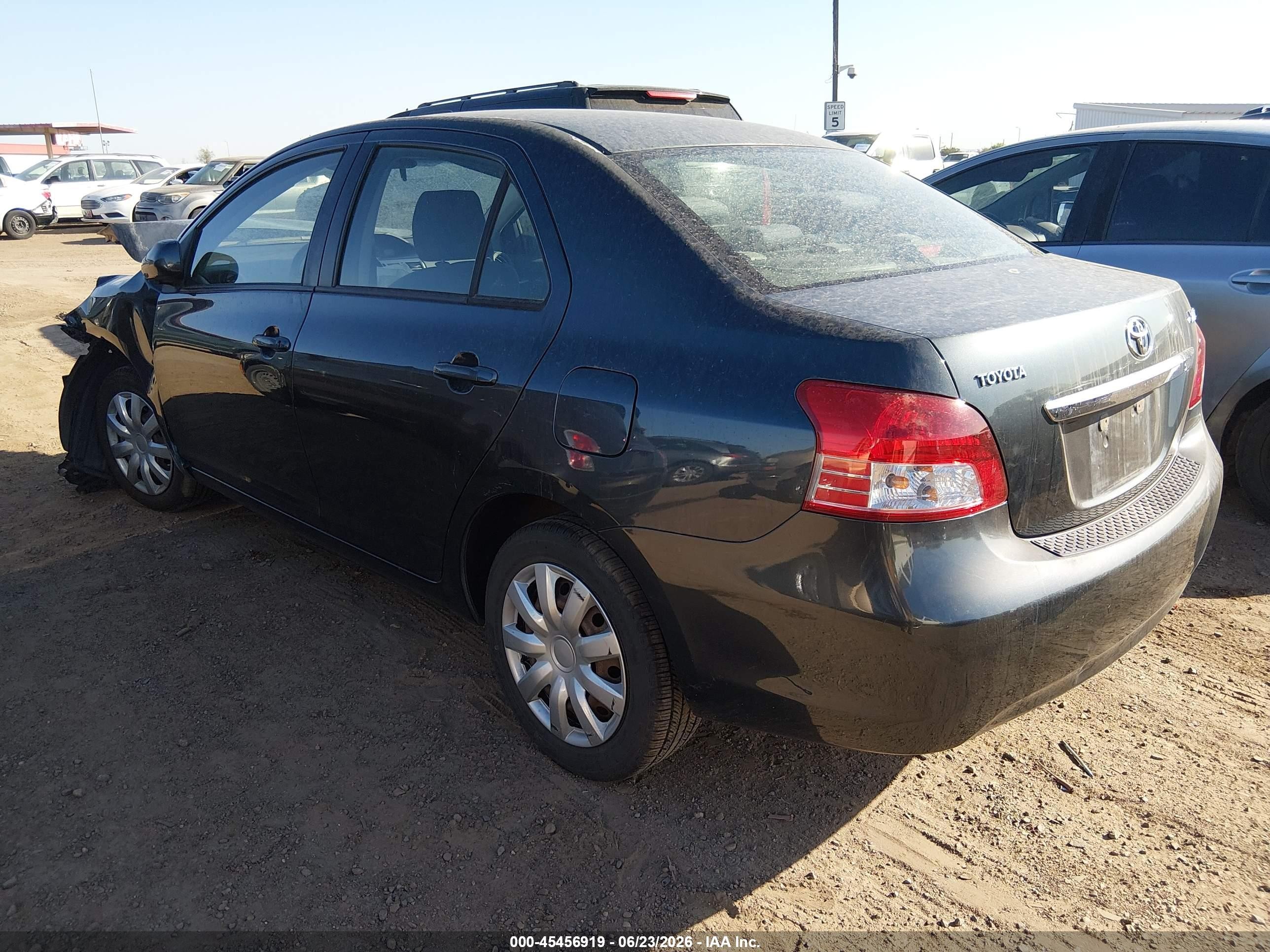 2010 Toyota Yaris   Black vin: JTDBT4K31A1363031