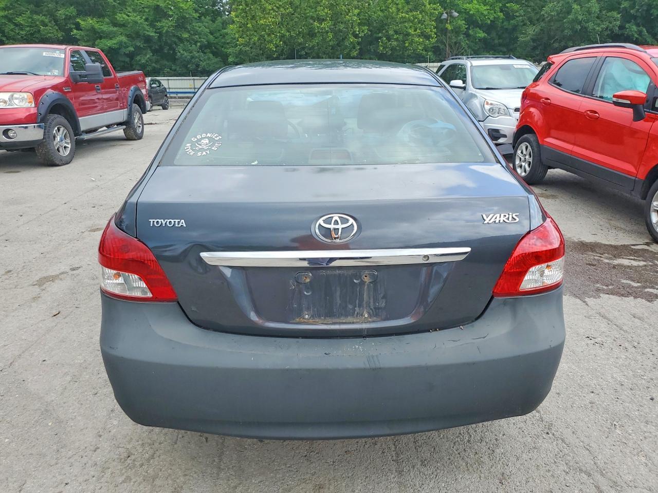 2010 Toyota Yaris Base Blue vin: JTDBT4K31A1373770