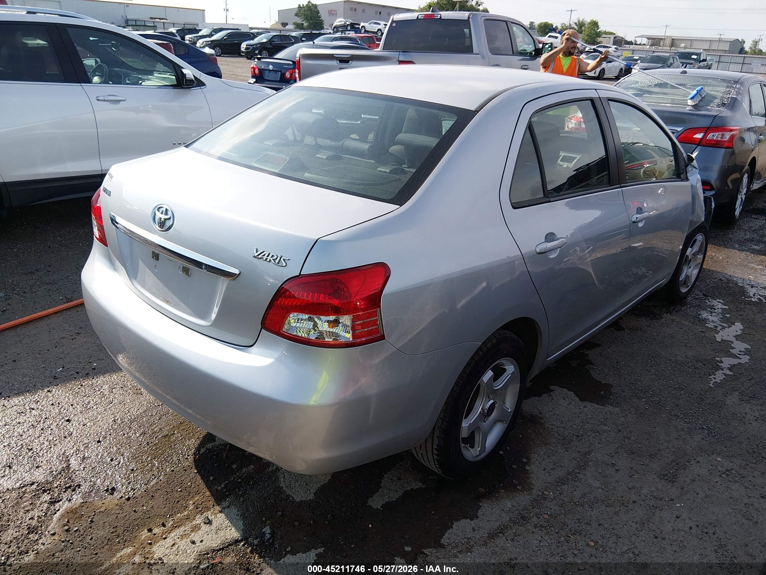 2010 Toyota Yaris   Silver vin: JTDBT4K31A4066422
