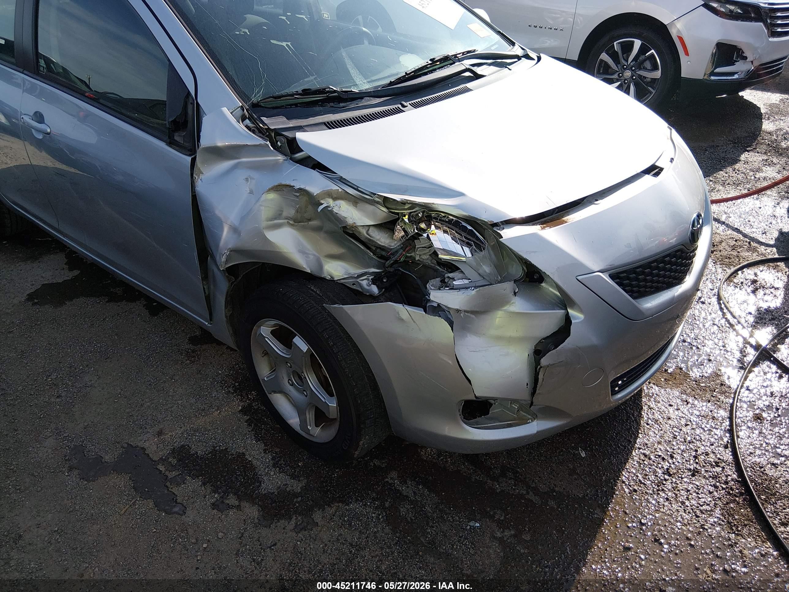 2010 Toyota Yaris   Silver vin: JTDBT4K31A4066422