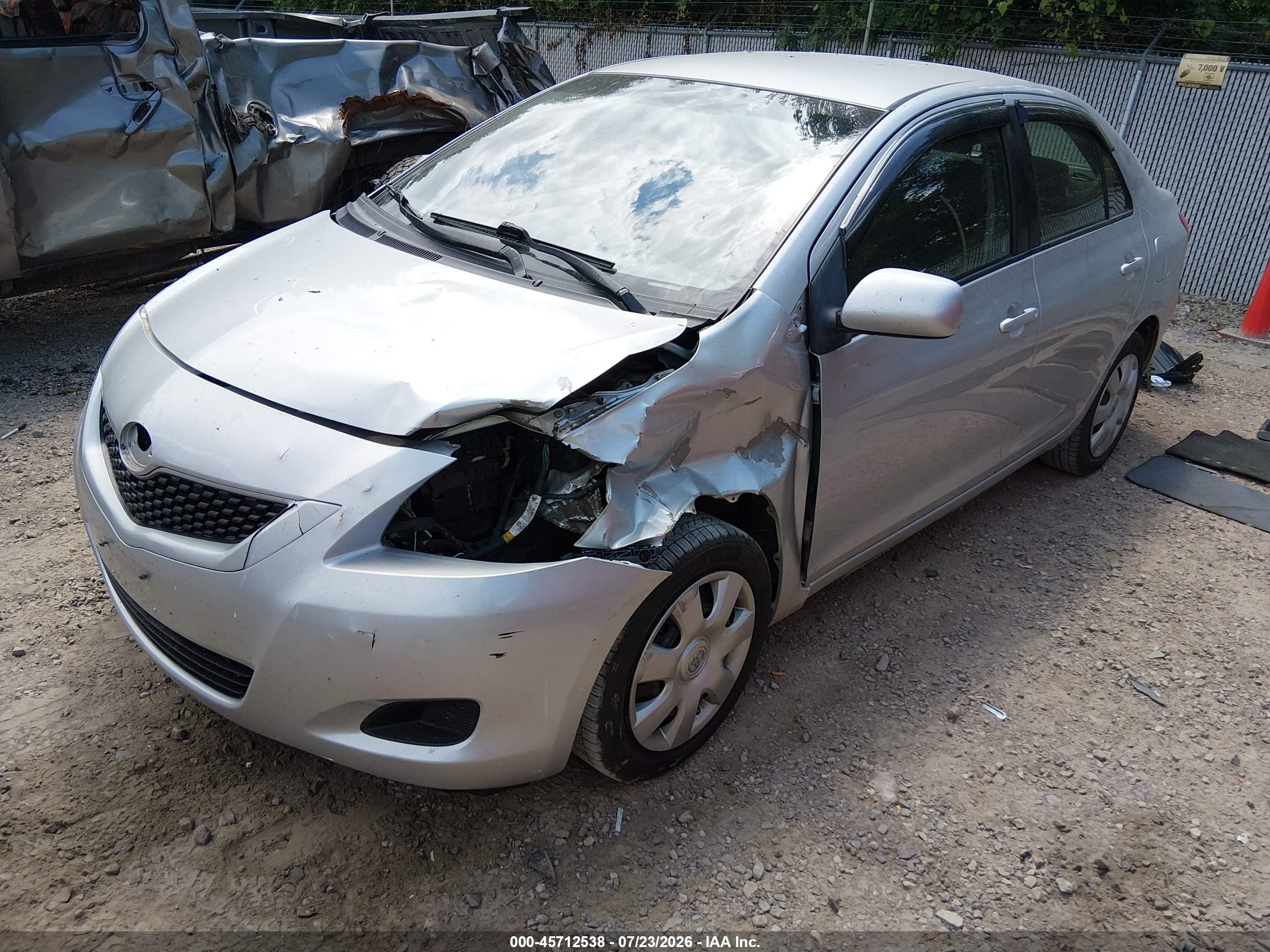 2010 Toyota Yaris   Silver vin: JTDBT4K31A4071345