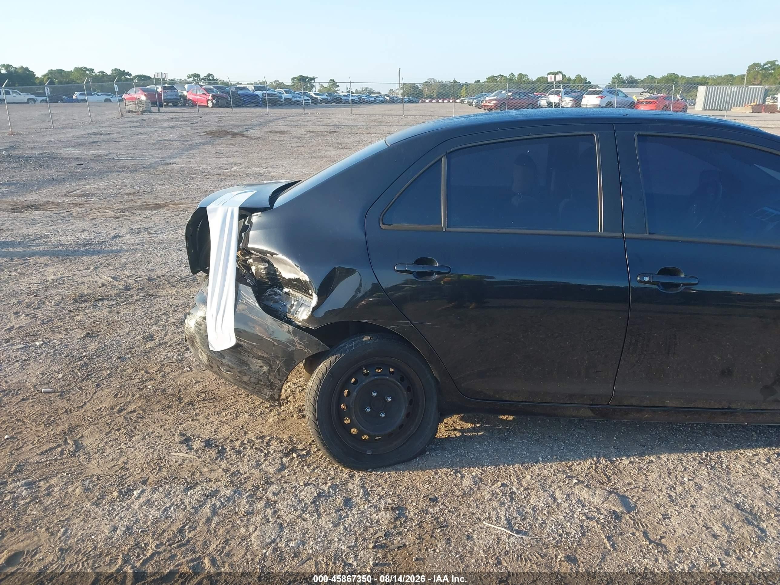 2010 Toyota Yaris   Black vin: JTDBT4K31A4078490