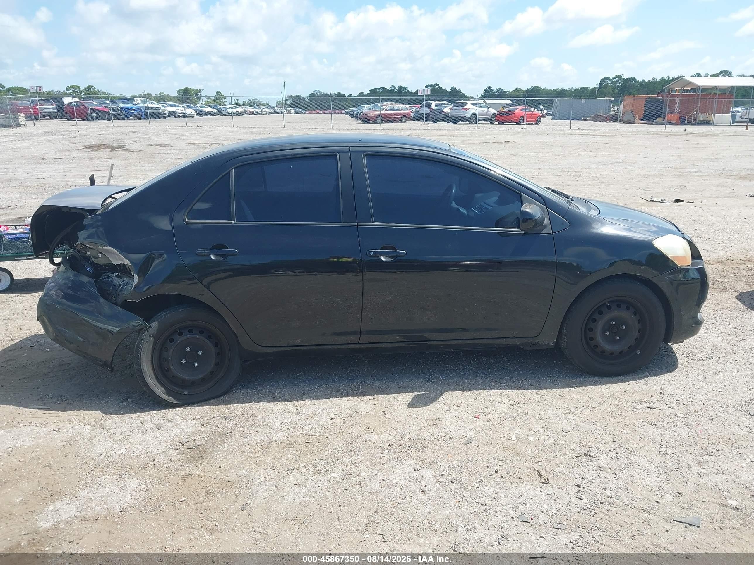 2010 Toyota Yaris   Black vin: JTDBT4K31A4078490
