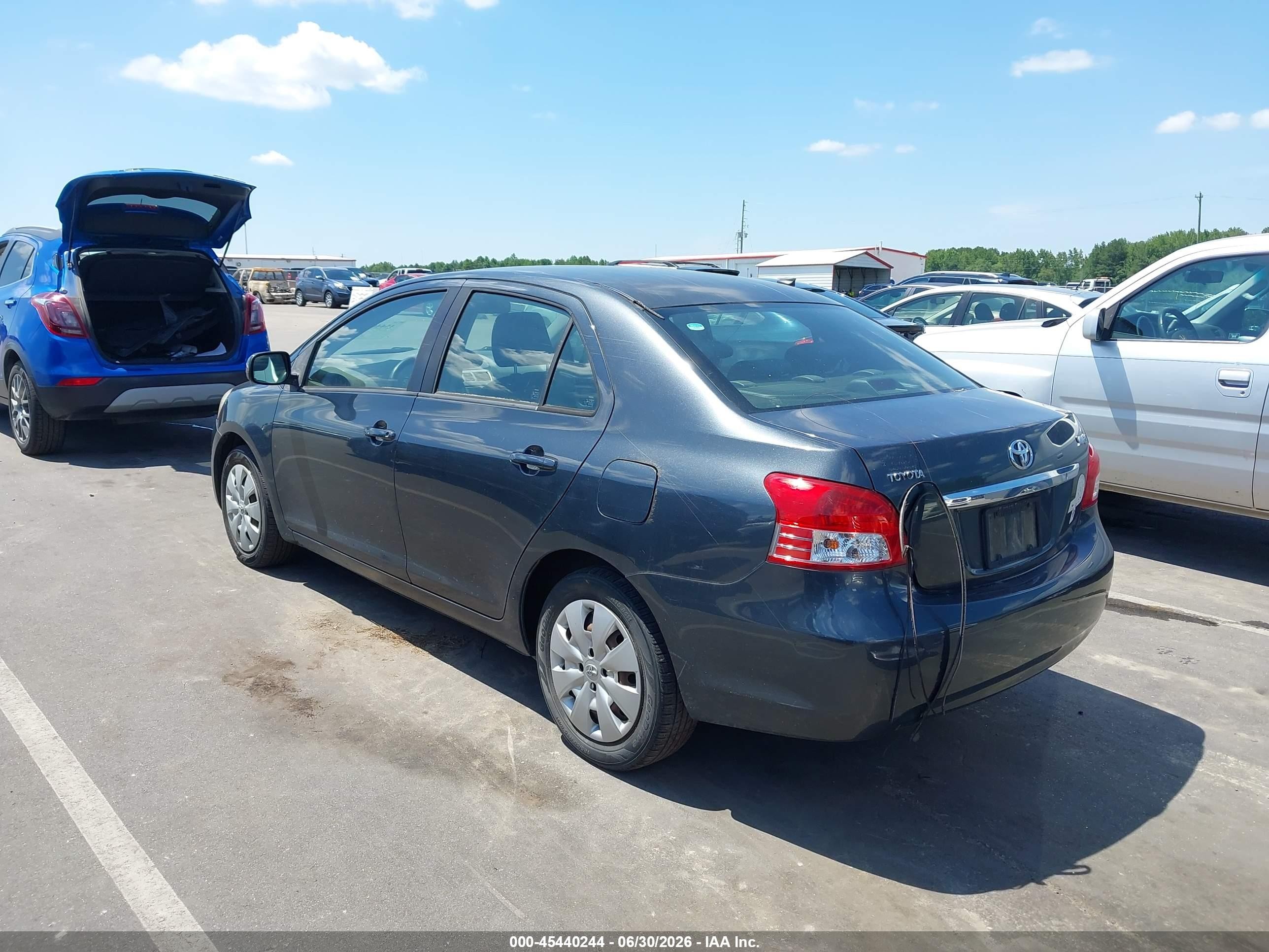 2010 Toyota Yaris   Gray vin: JTDBT4K31A4079185