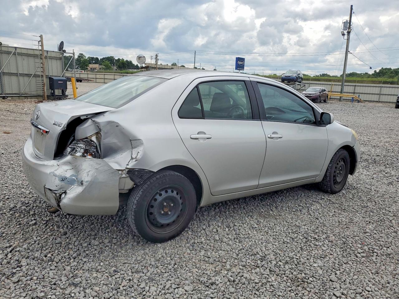 2012 Toyota Yaris Fleet Silver vin: JTDBT4K31C1414420