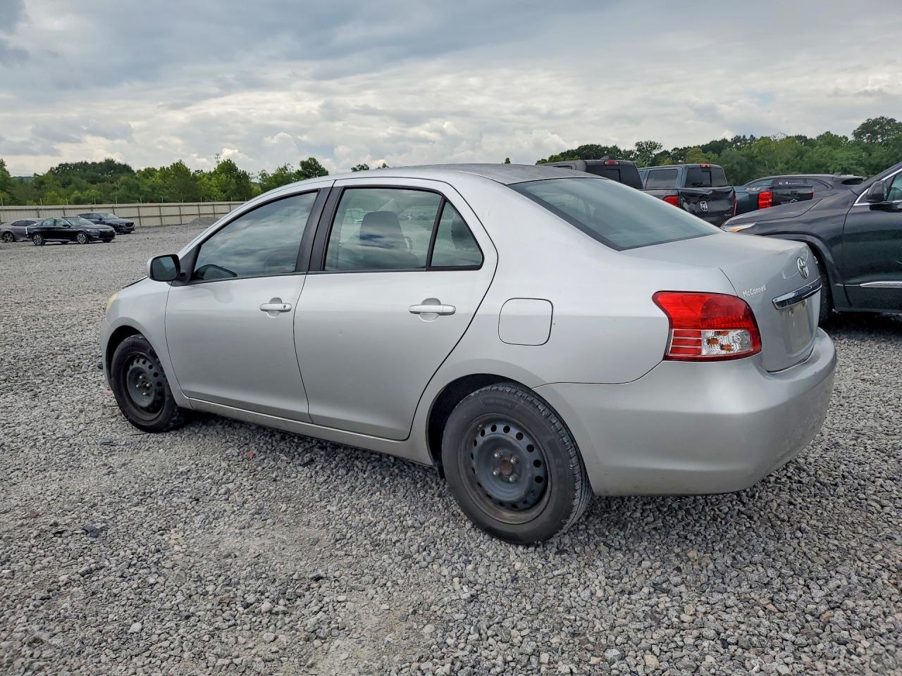 2012 Toyota Yaris Fleet Silver vin: JTDBT4K31C1414420