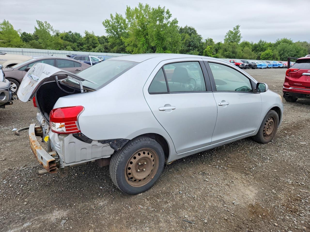 2012 Toyota Yaris Fleet Gray vin: JTDBT4K31C1419861
