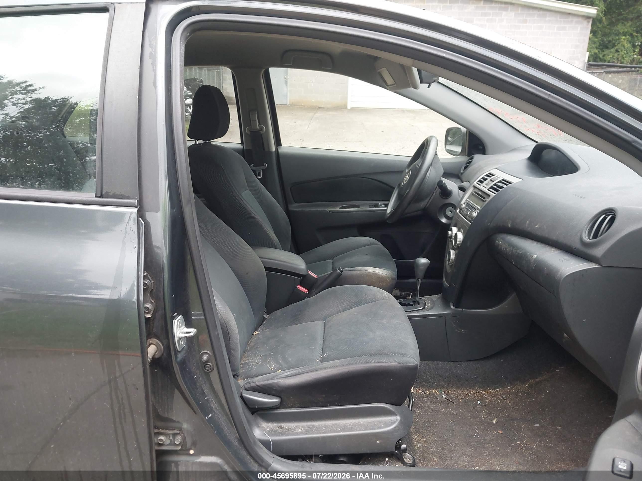 2012 Toyota Yaris   Black vin: JTDBT4K31CL029380