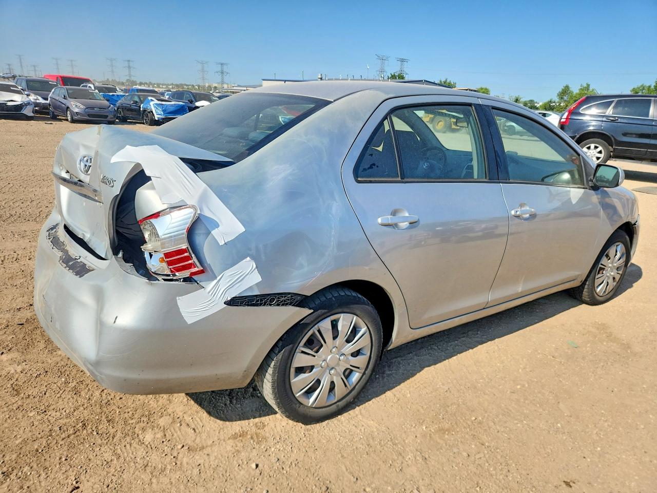 2010 Toyota Yaris Base Silver vin: JTDBT4K32A1357819