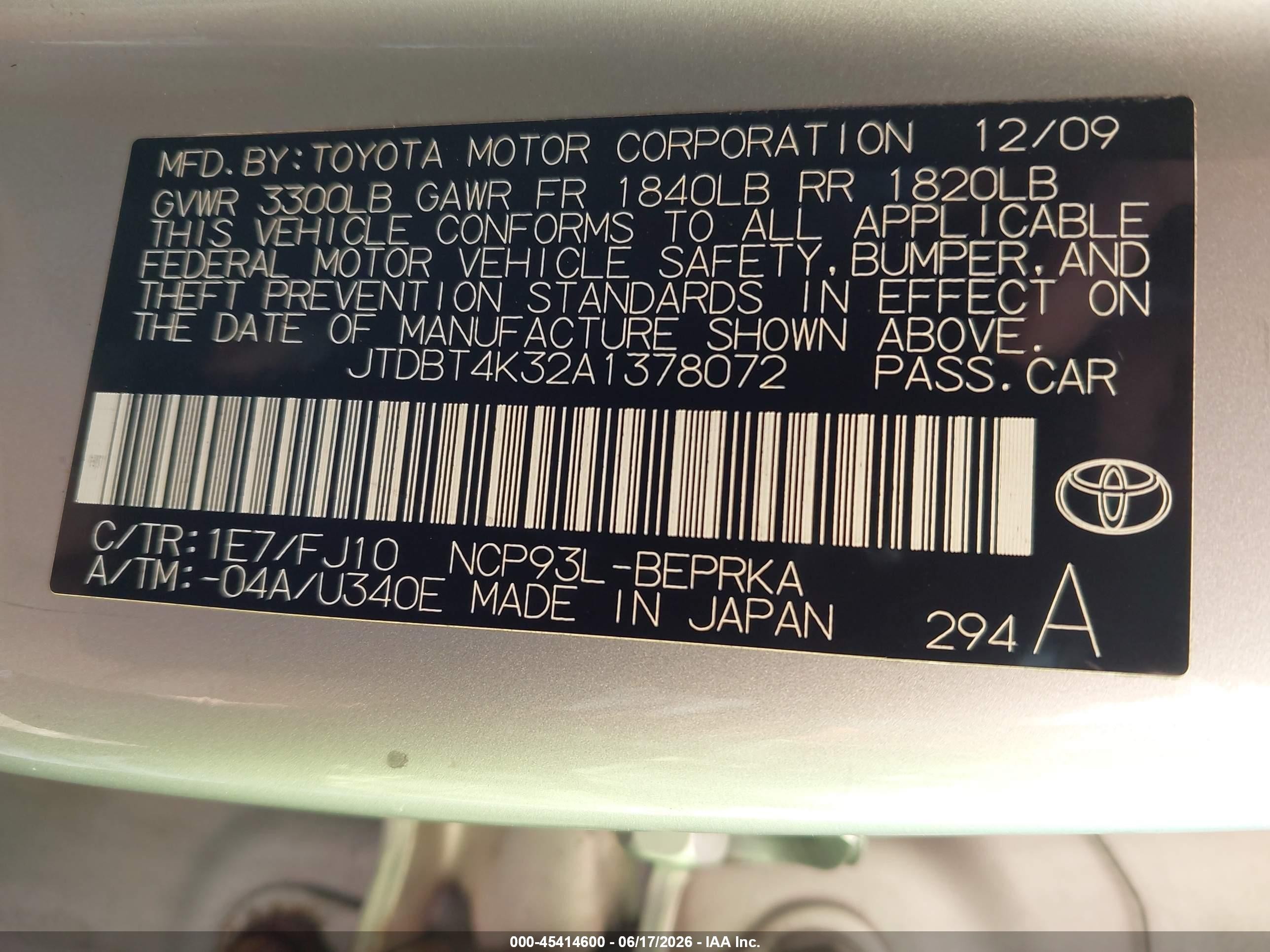2010 Toyota Yaris Silver vin: JTDBT4K32A1378072