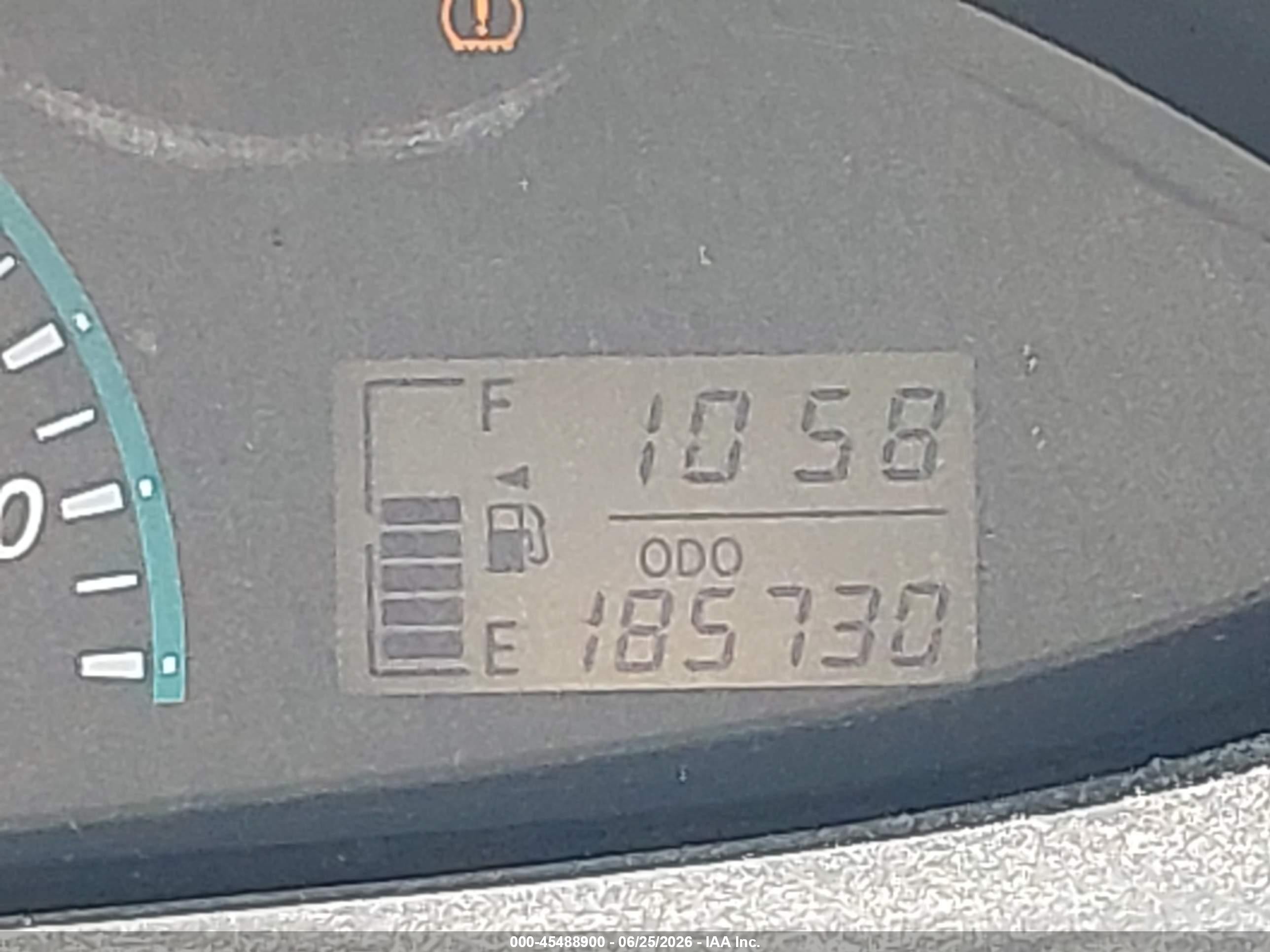 2010 Toyota Yaris   Gray vin: JTDBT4K32A1391968