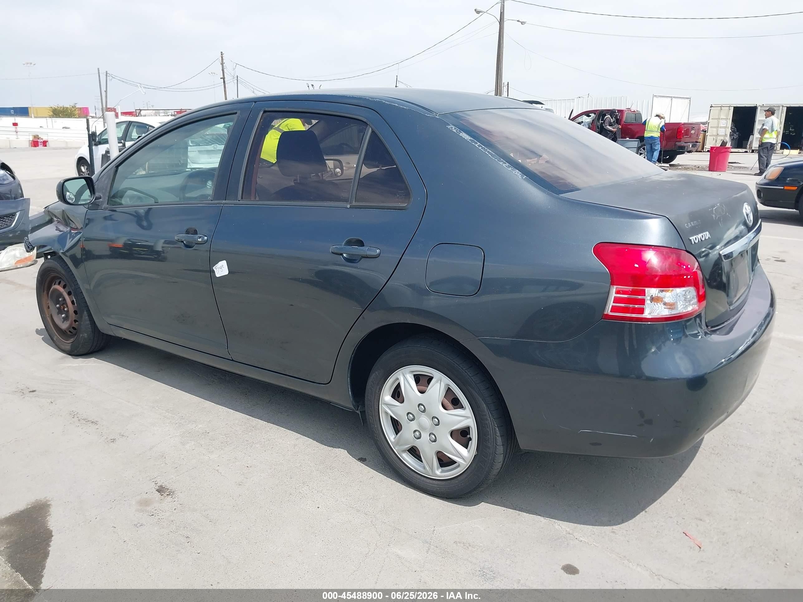 2010 Toyota Yaris   Gray vin: JTDBT4K32A1391968