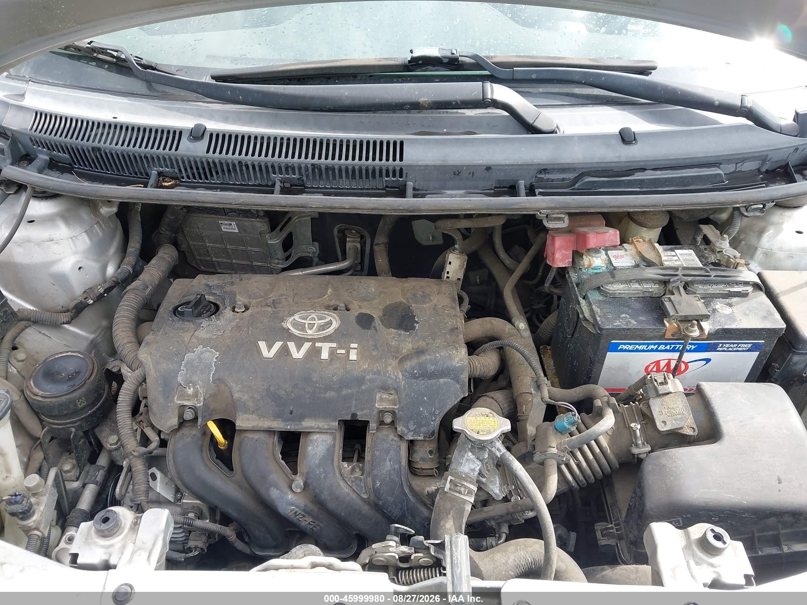 2010 Toyota Yaris   Серебряный vin: JTDBT4K32A4068597