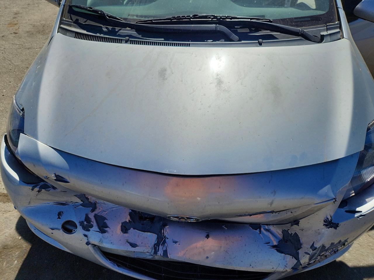 2012 Toyota Yaris Fleet Серебряный vin: JTDBT4K32C1417245