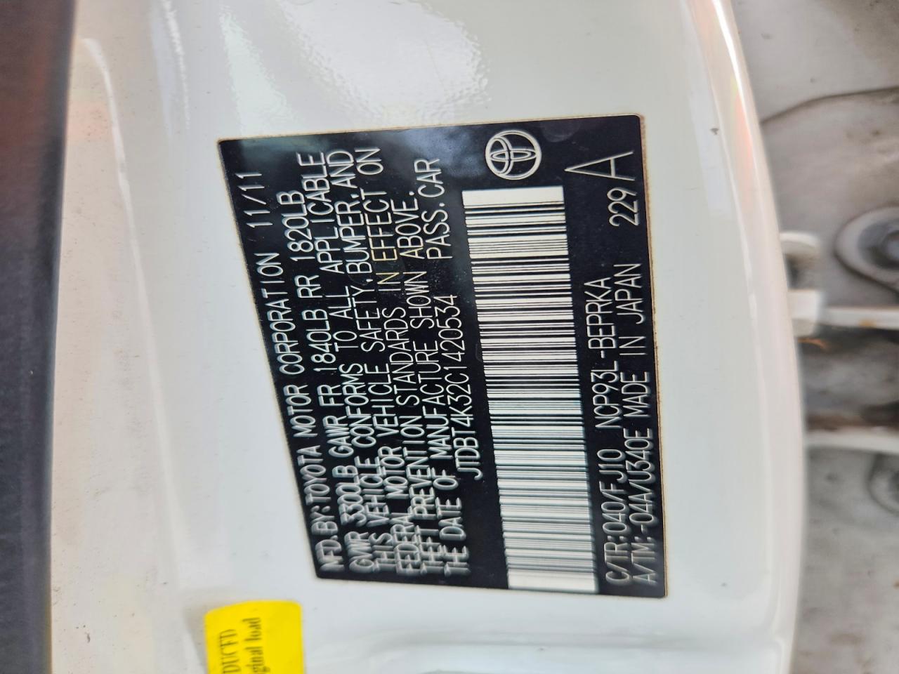 2012 Toyota Yaris Fleet White vin: JTDBT4K32C1420534