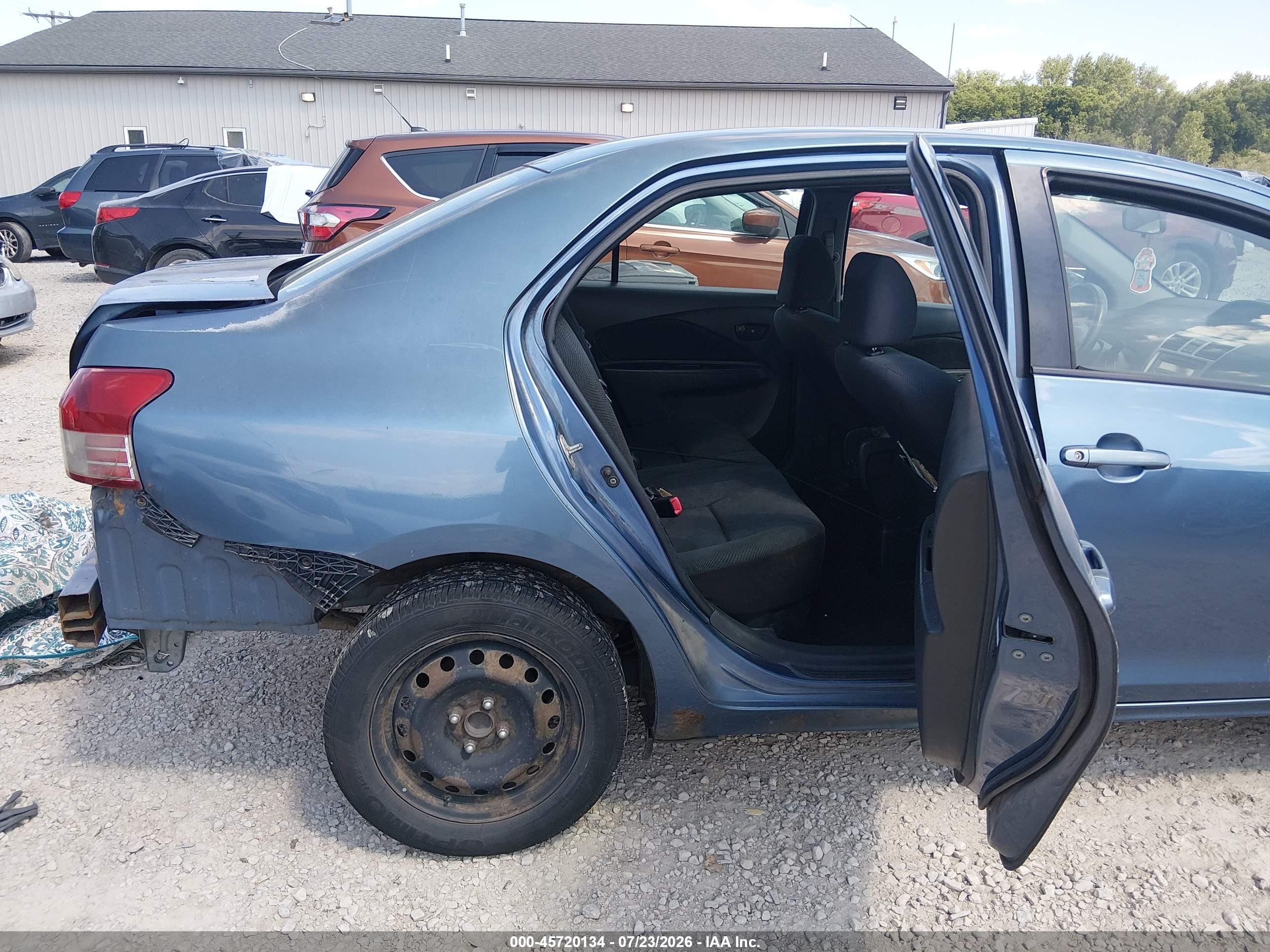 2012 Toyota Yaris   Blue vin: JTDBT4K32CL011311