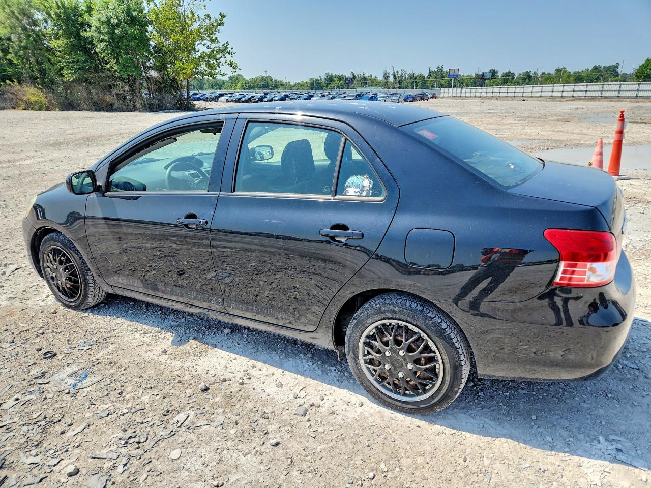 2012 Toyota Yaris Fleet Black vin: JTDBT4K32CL016329