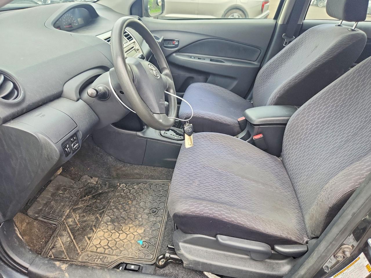 2012 Toyota Yaris Fleet Gray vin: JTDBT4K32CL028898