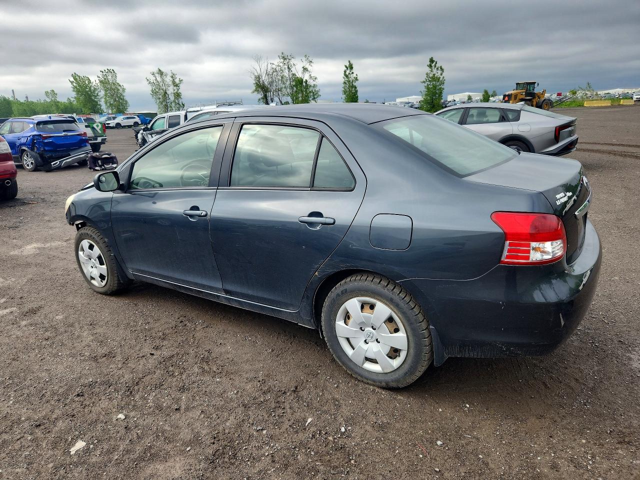 2012 Toyota Yaris Fleet Gray vin: JTDBT4K32CL028898