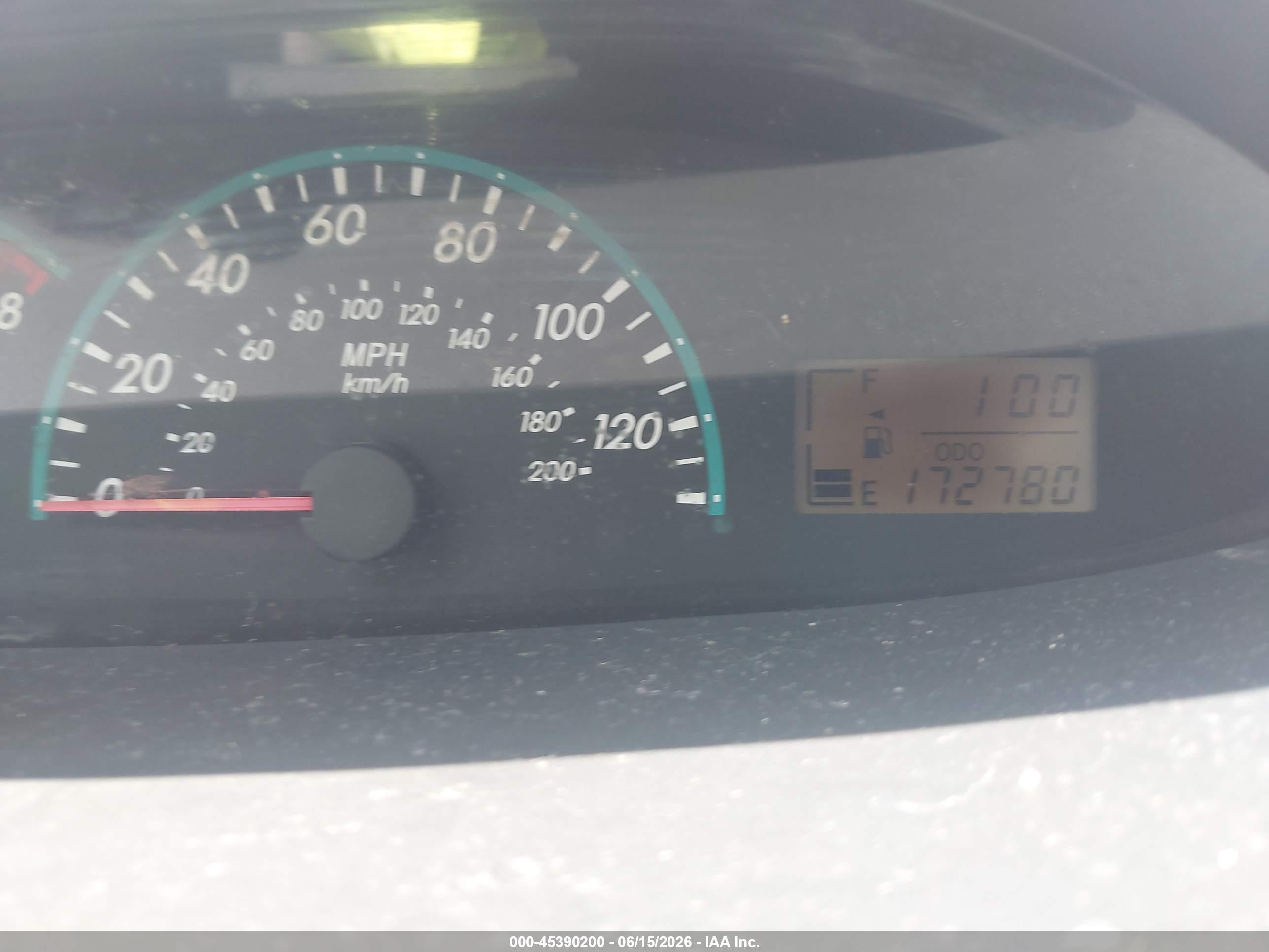 2010 Toyota Yaris Gray vin: JTDBT4K33A1357411
