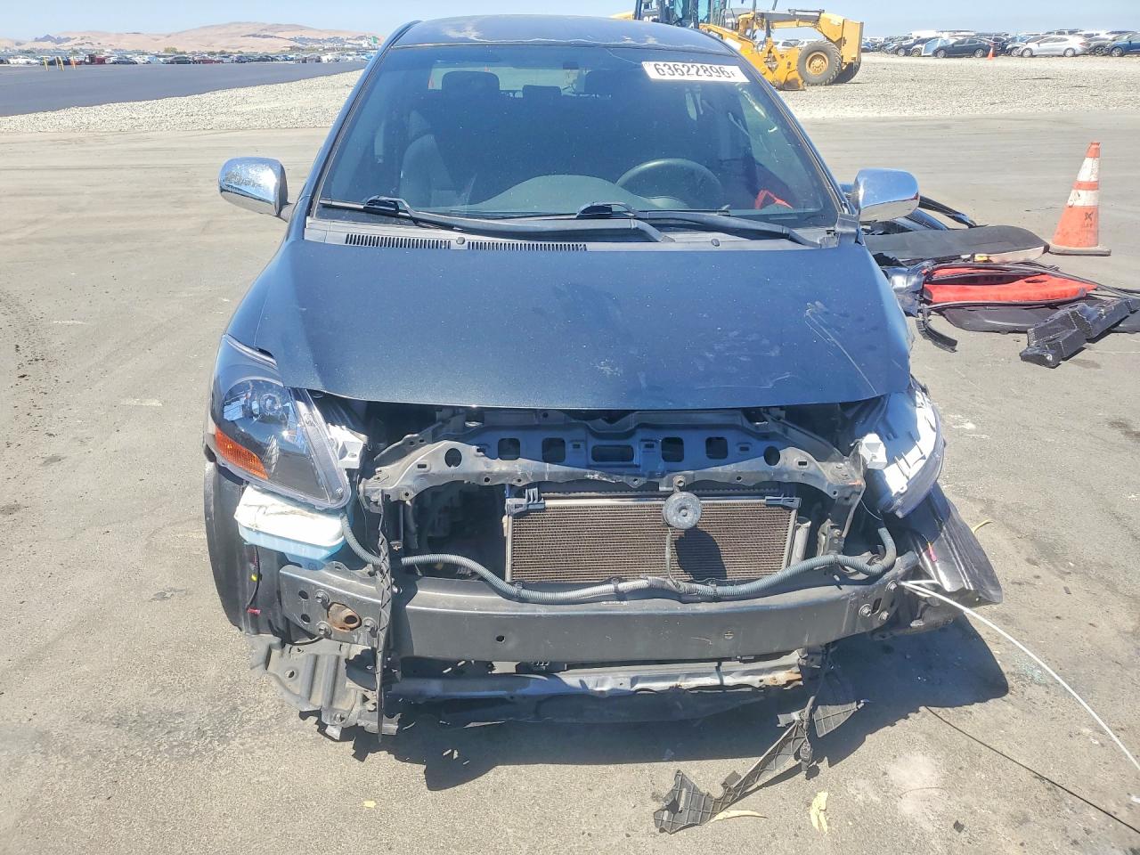 2010 Toyota Yaris Base Угольный vin: JTDBT4K33A1360986