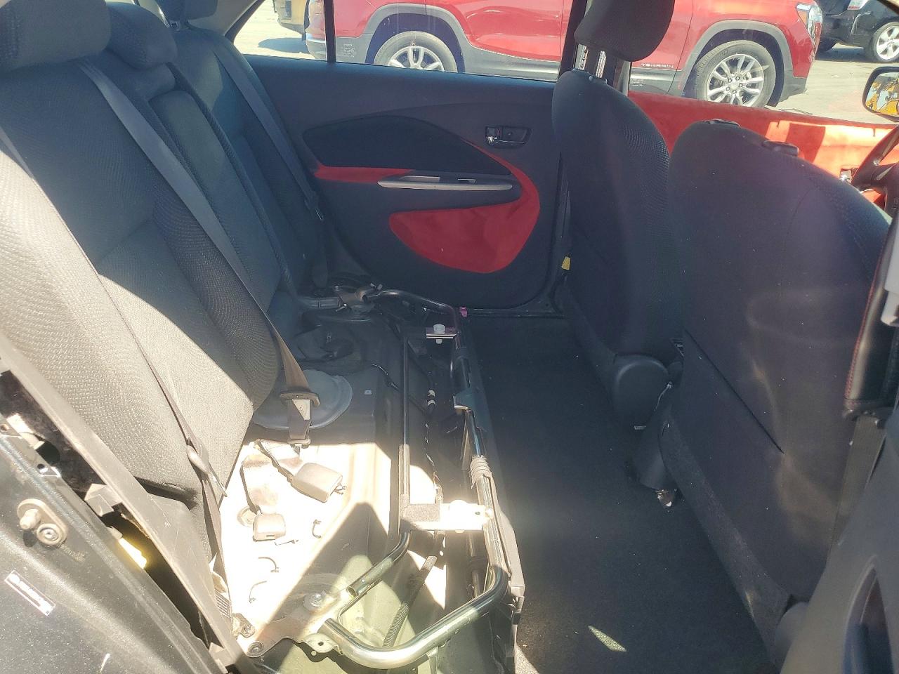 2010 Toyota Yaris Base Угольный vin: JTDBT4K33A1360986