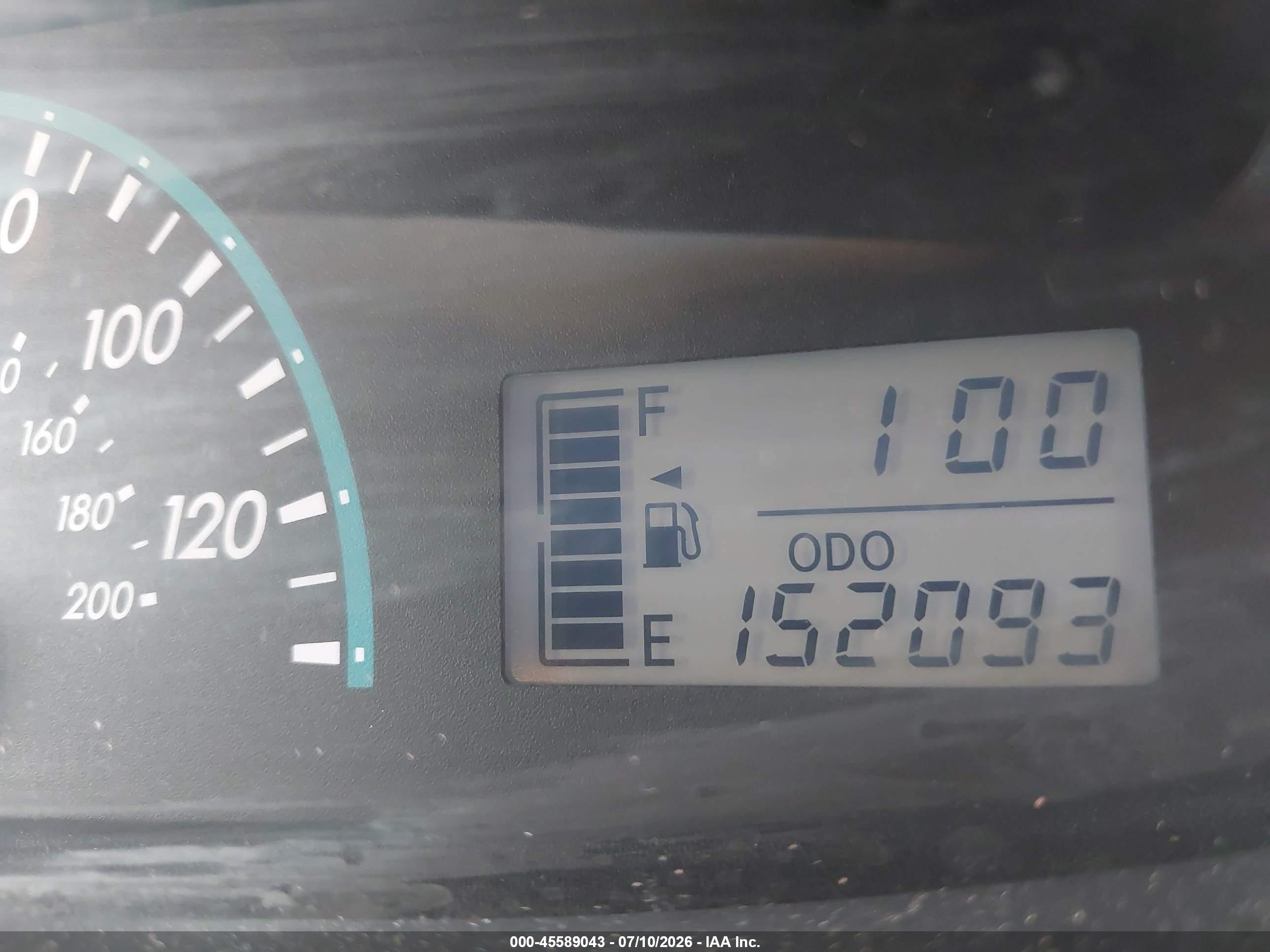 2010 Toyota Yaris   Silver vin: JTDBT4K33A1379229